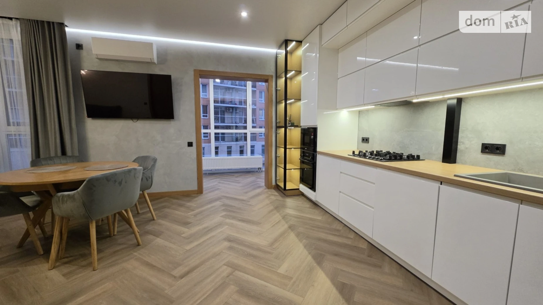 Сдается в аренду 2-комнатная квартира 65 кв. м в Черновцах, ул. Воробкевича Сидора - фото 2