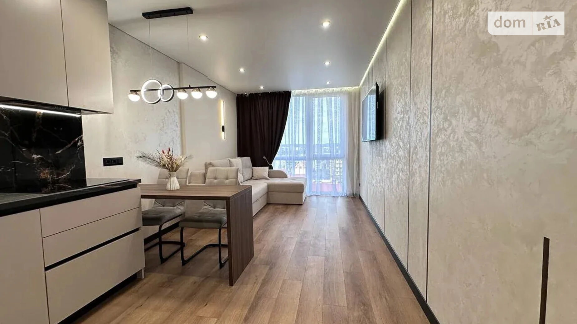 Продается 1-комнатная квартира 46 кв. м в Ивано-Франковске, ул. Вовчинецька, 223А - фото 2