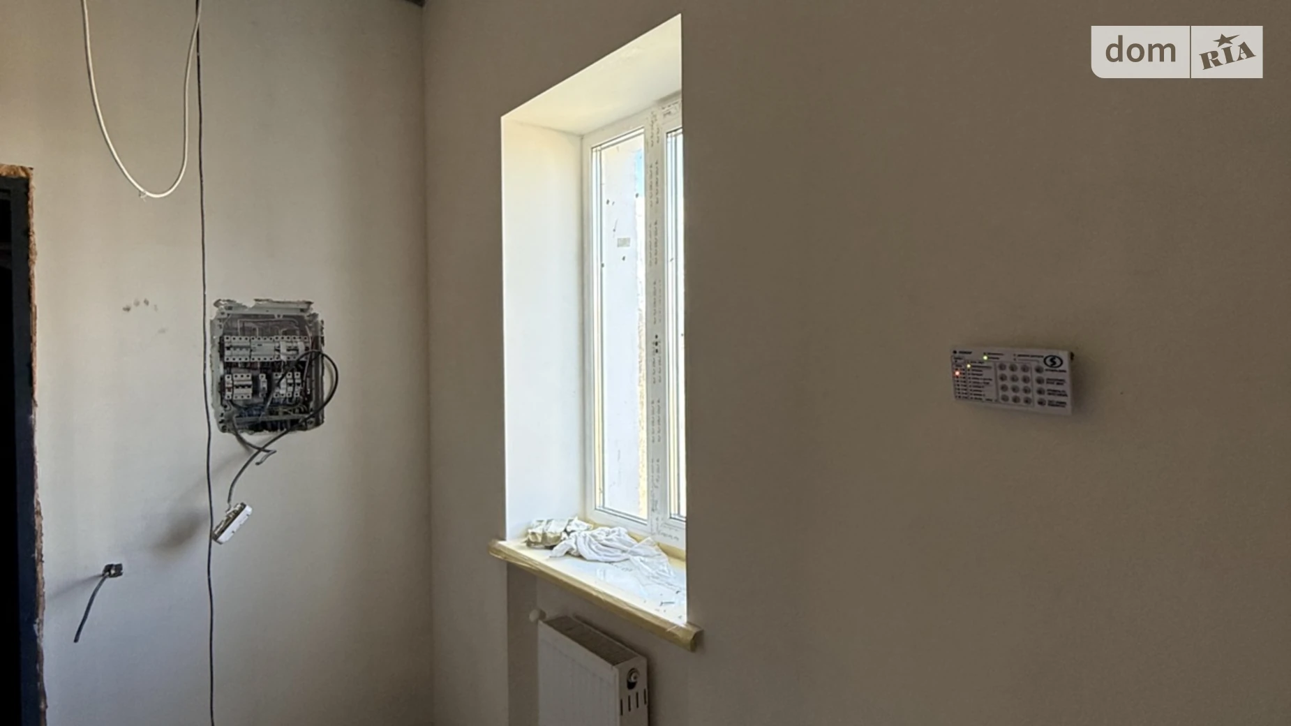 Продается дом на 2 этажа 239.7 кв. м с участком, цена: 100000 $ - фото 3