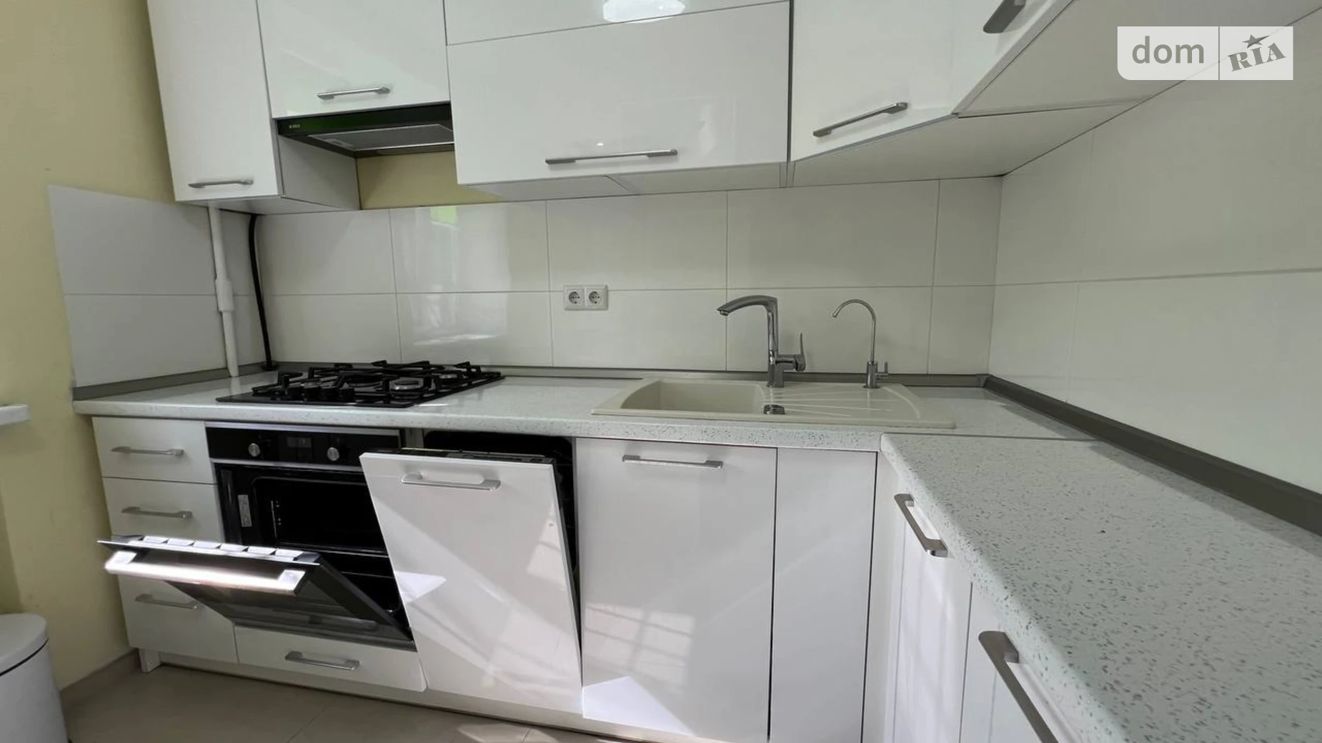 Продается 3-комнатная квартира 55.9 кв. м в Днепре, просп. Науки(Гагарина) - фото 2