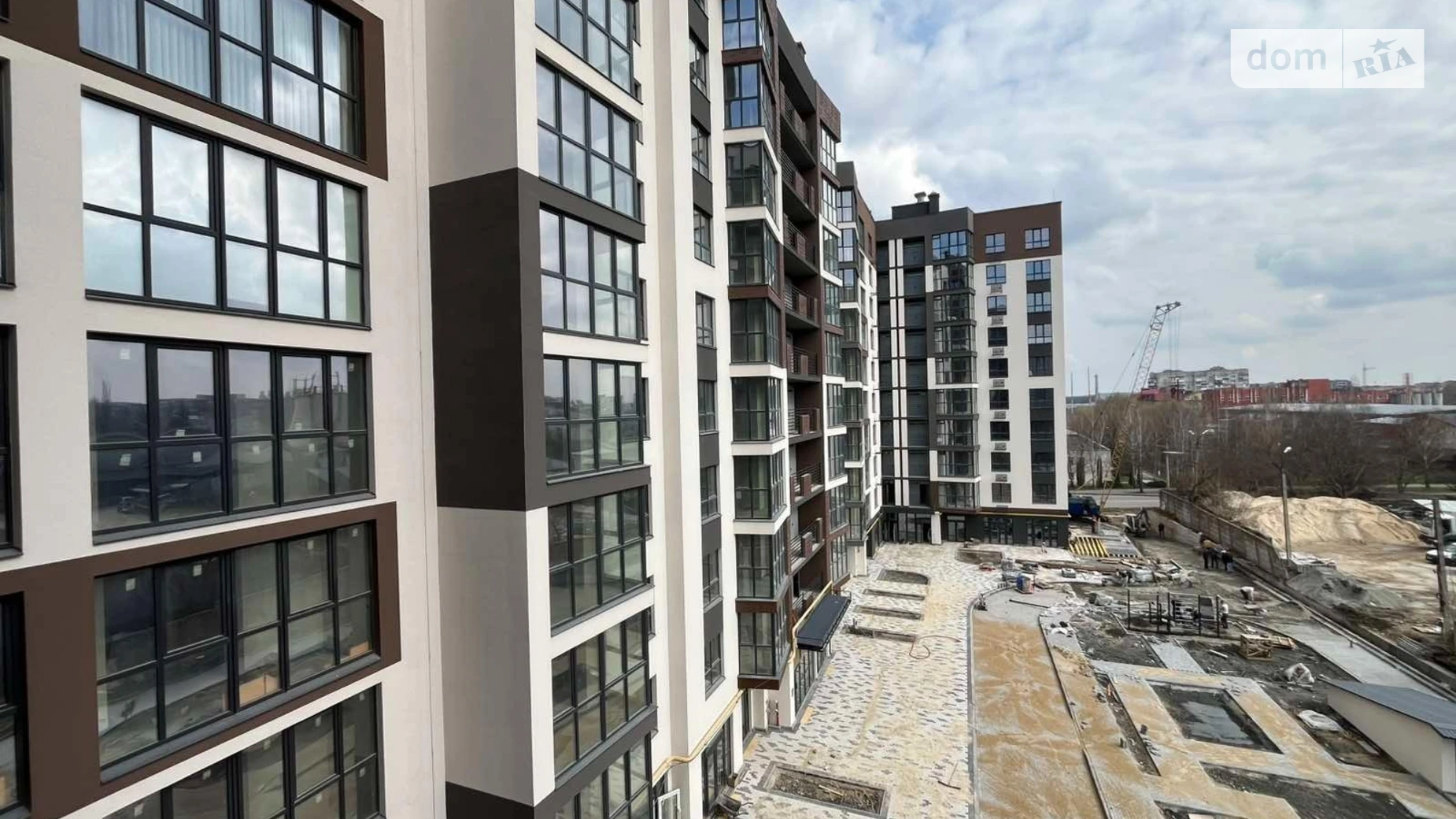 Продается 2-комнатная квартира 68 кв. м в Хмельницком, ул. Панаса Мирного - фото 2