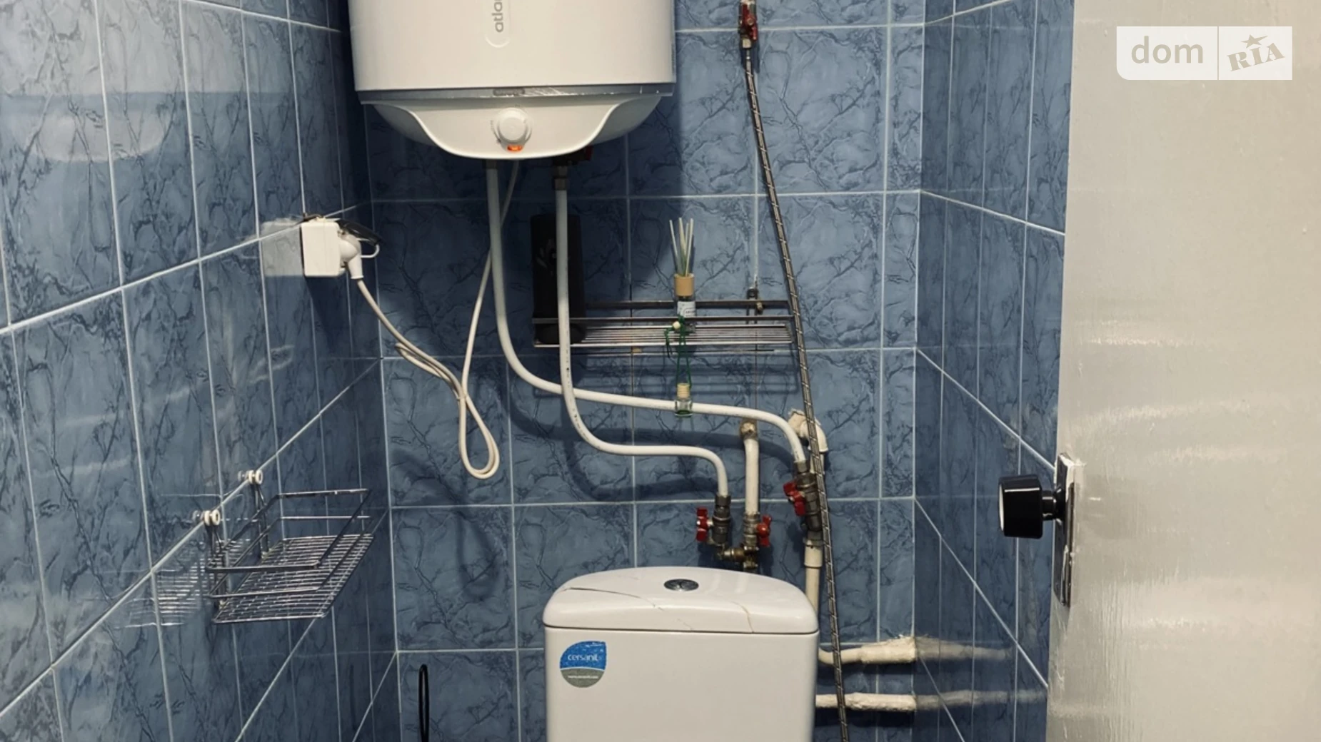 Продается 3-комнатная квартира 58.2 кв. м в Ровно, ул. Степана Бандеры, 69 - фото 3