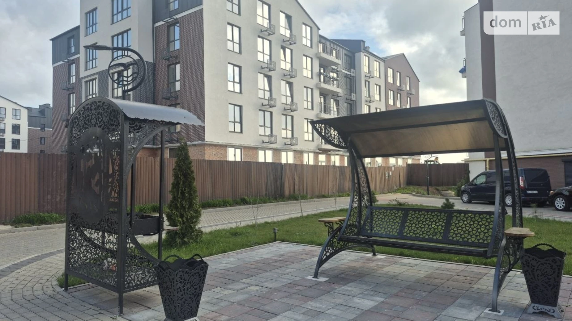 Продается 1-комнатная квартира 45 кв. м в Фонтанке, ул. Академика Сахарова - фото 3