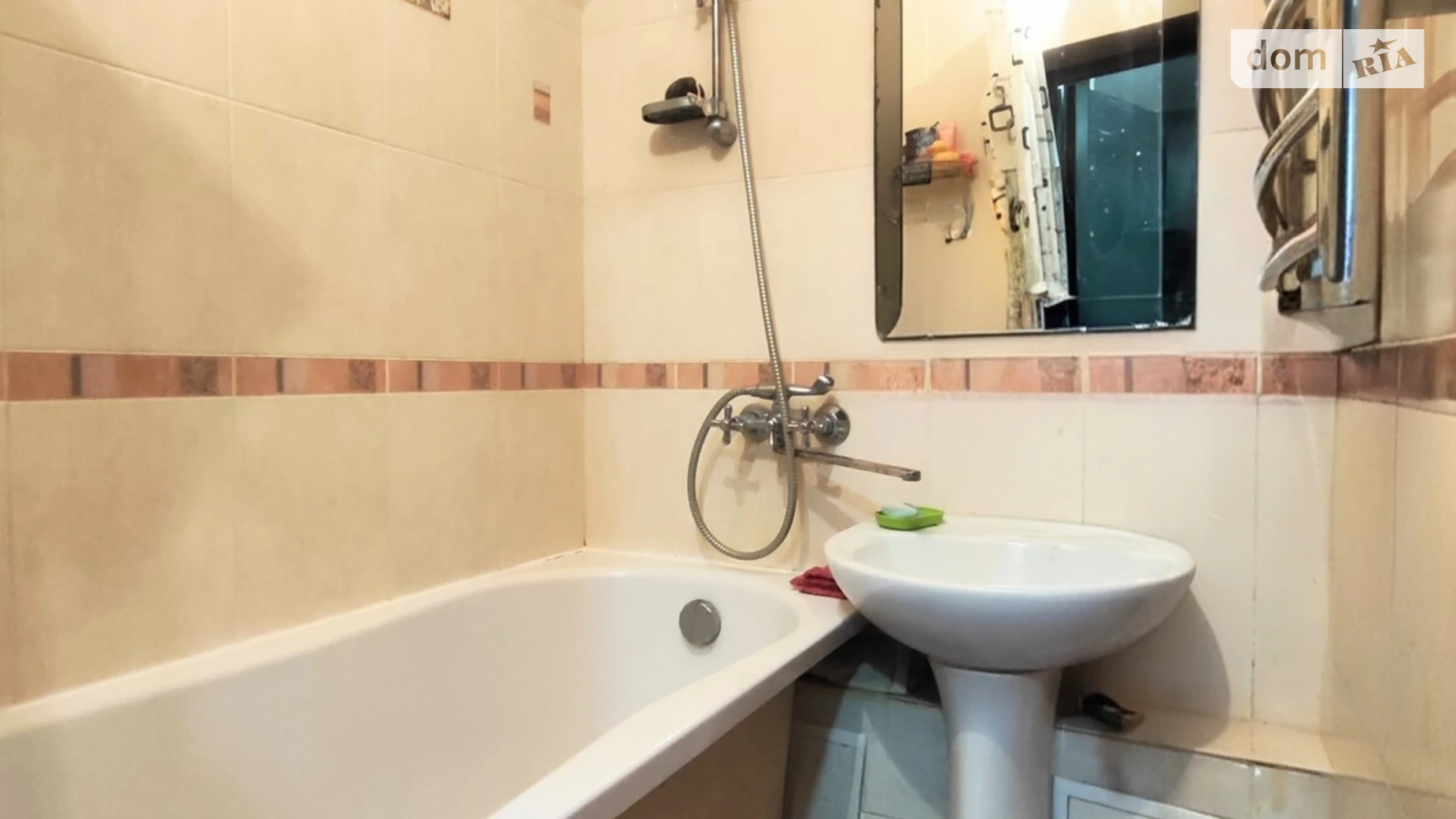 Продается 2-комнатная квартира 39.7 кв. м в Чернигове, ул. Ремесленная, 58 - фото 2