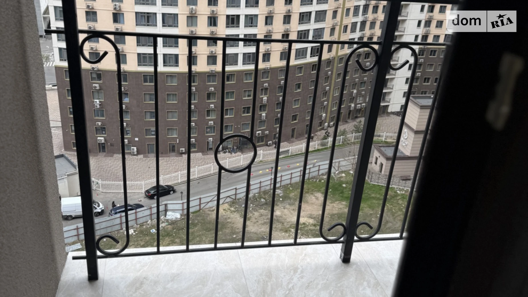 Продается 1-комнатная квартира 42 кв. м в Одессе, ул. Генуэзская, 1/1 - фото 4