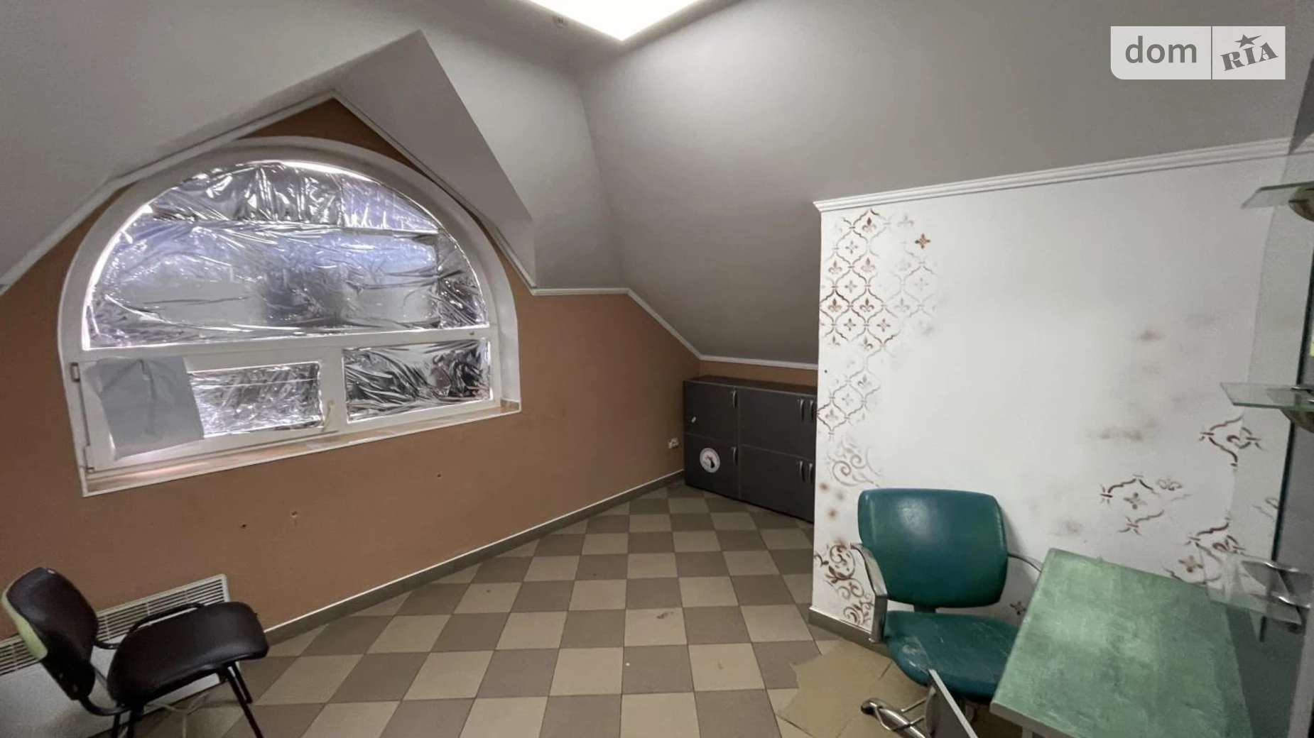 Сдается в аренду офис 25 кв. м в бизнес-центре, цена: 4000 грн - фото 2