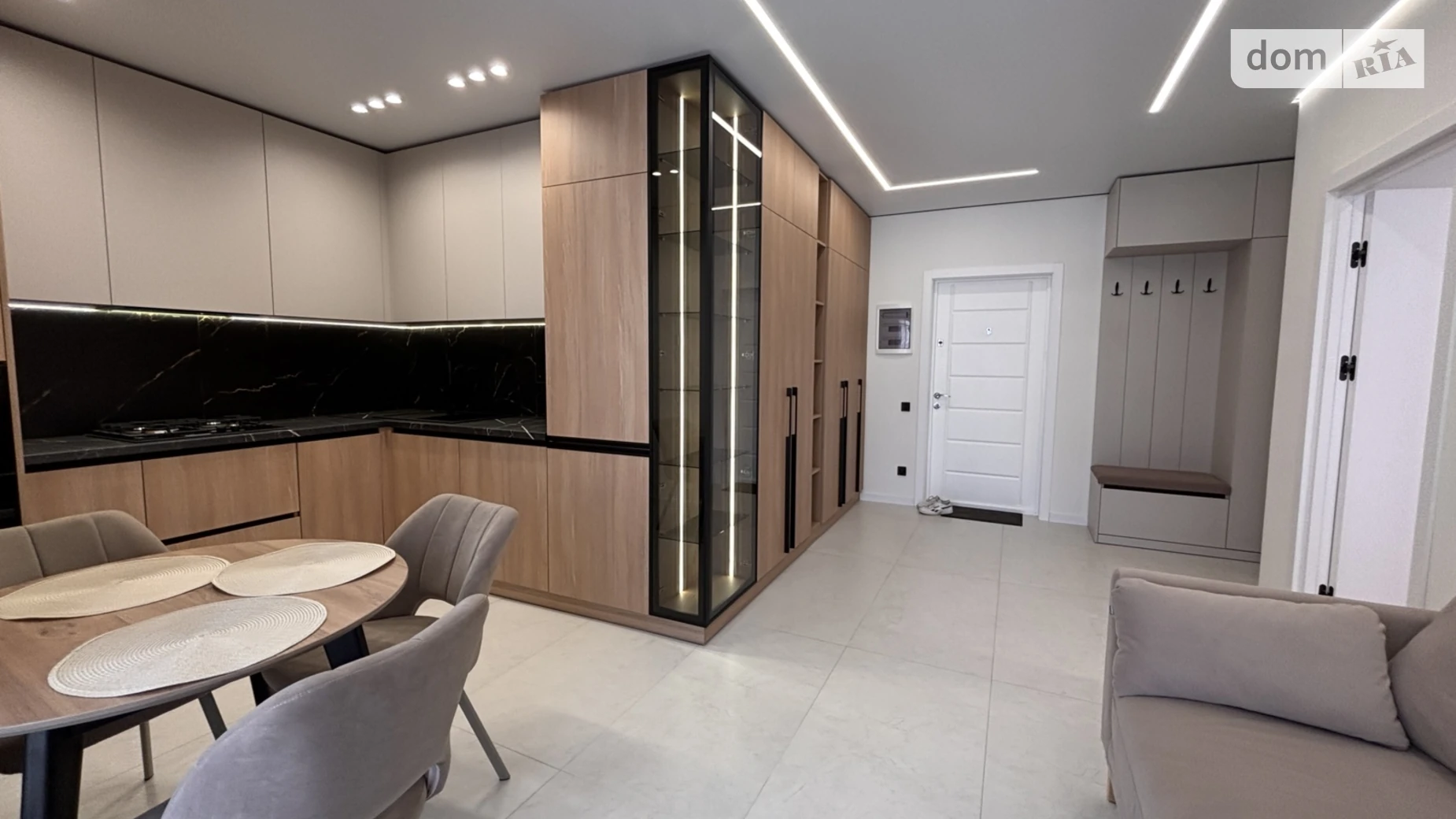 Продается 1-комнатная квартира 45 кв. м в Ивано-Франковске, цена: 89500 $ - фото 3