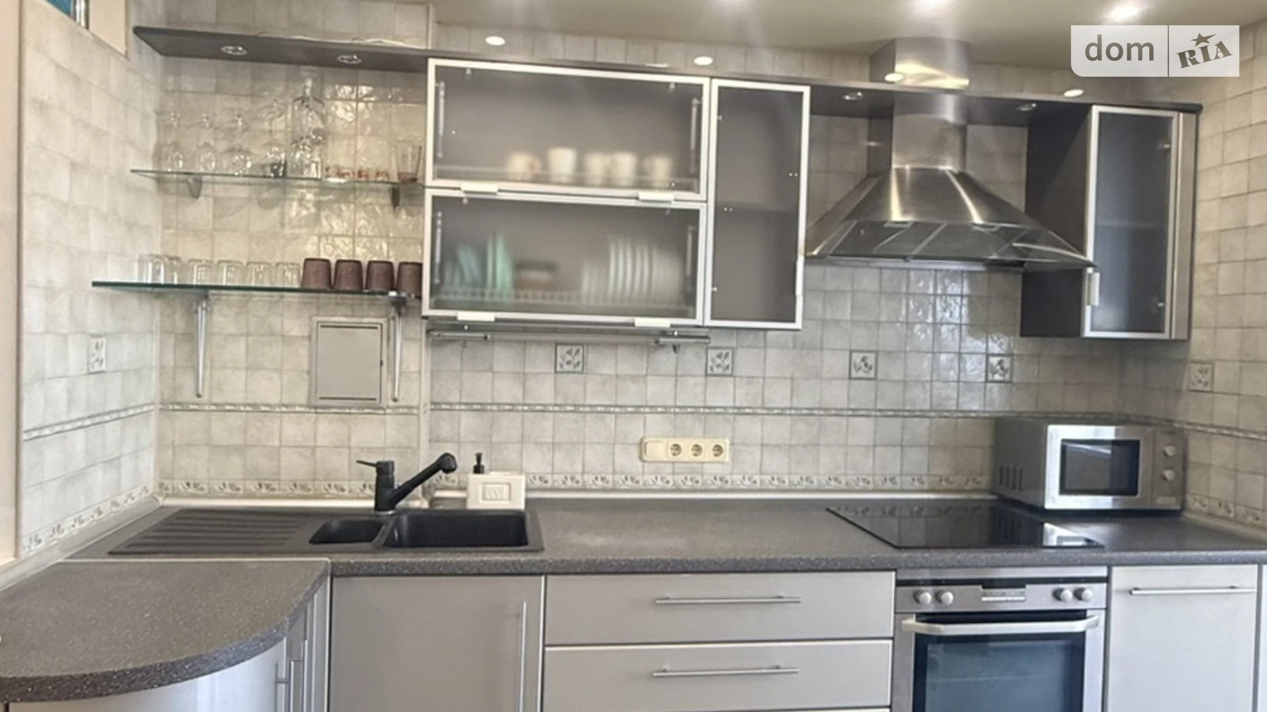 Продается 3-комнатная квартира 80.6 кв. м в Черноморске, цена: 65000 $ - фото 4