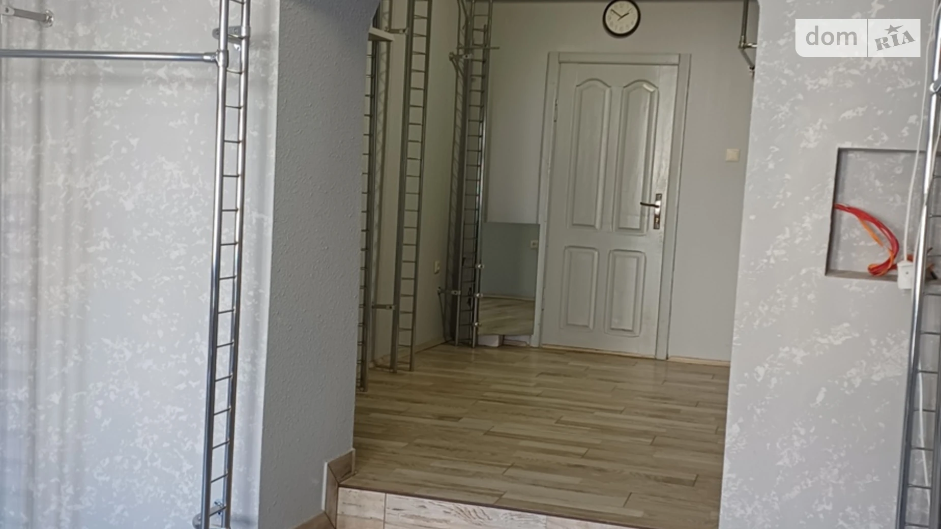 Сдается в аренду объект сферы услуг 62 кв. м в 3-этажном здании, цена: 400 $ - фото 4