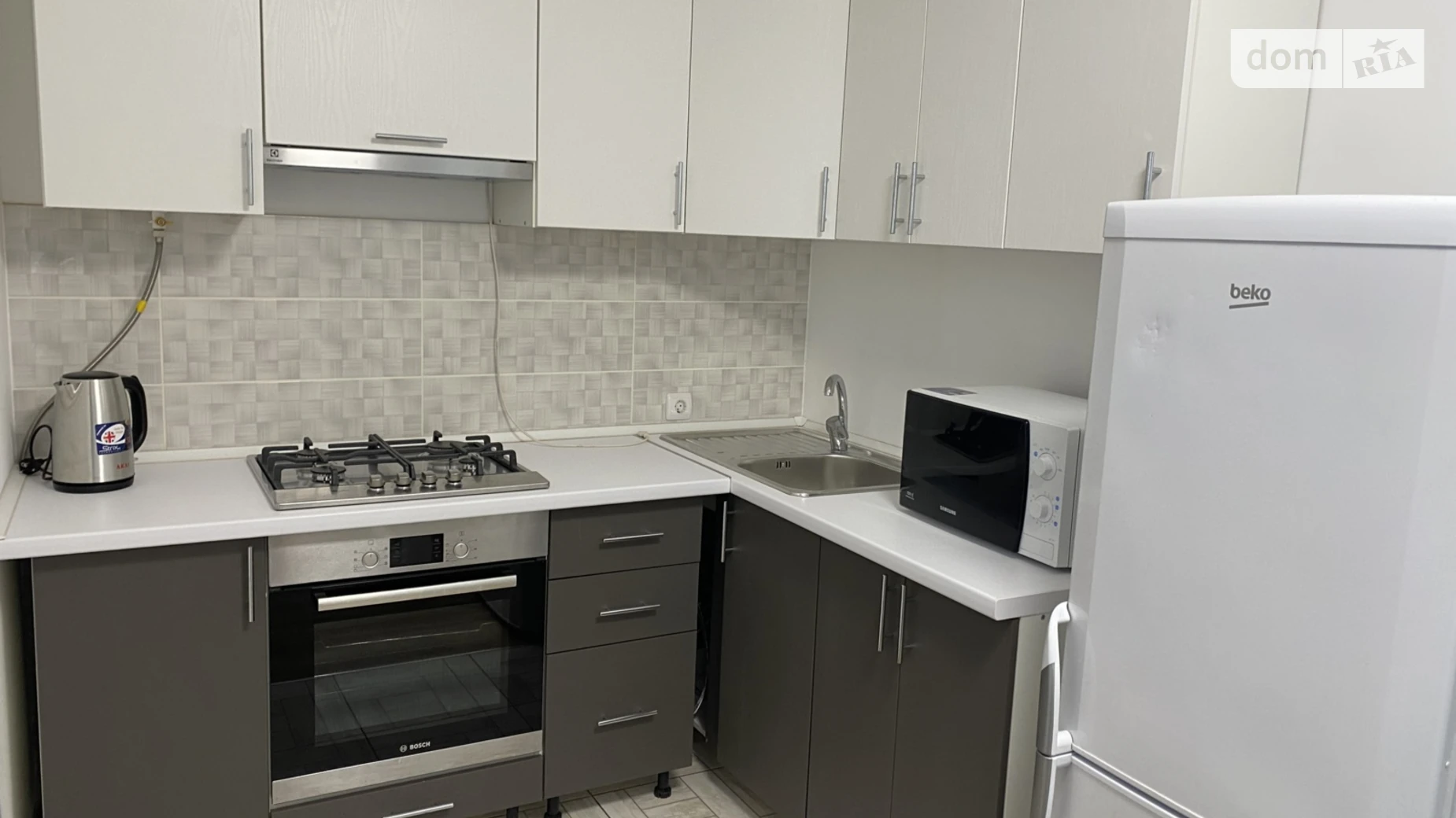 1-комнатная квартира 40 кв. м в Тернополе, ул. Надзбручанская - фото 4