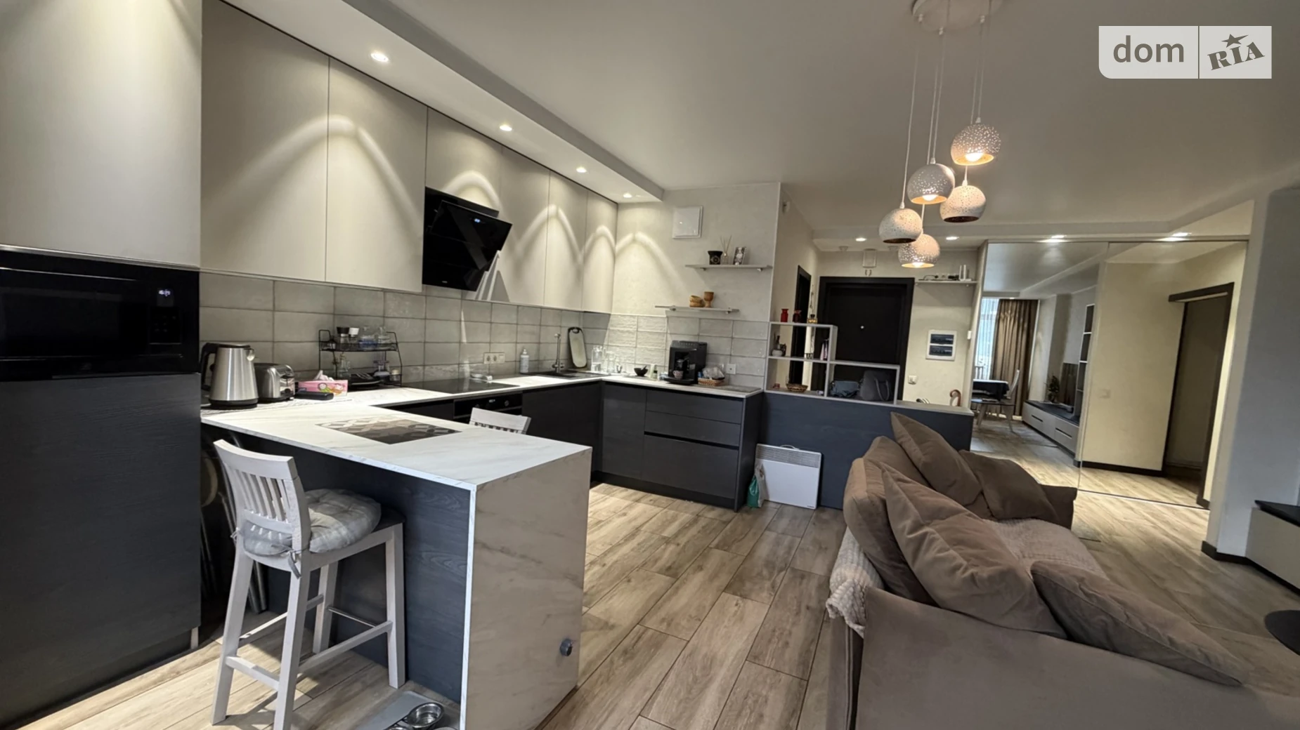Продается 3-комнатная квартира 97.2 кв. м в Киеве, ул. Евгения Сверстюка - фото 2