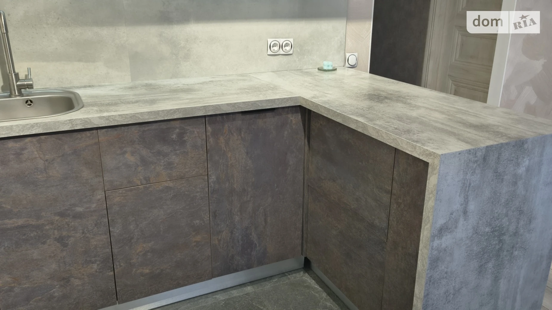 Продается 3-комнатная квартира 143.5 кв. м в, цена: 140000 $ - фото 3