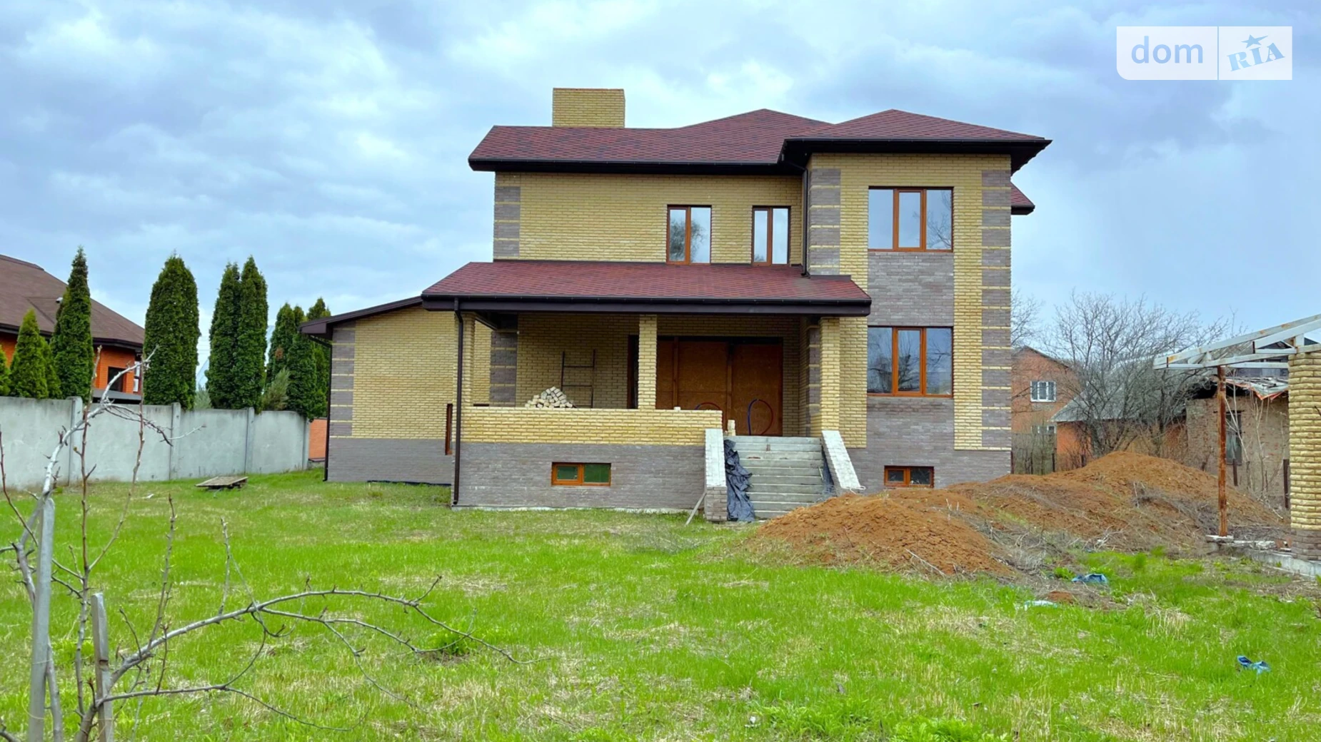 Продается дом на 2 этажа 262.9 кв. м с бассейном, цена: 350000 $ - фото 2