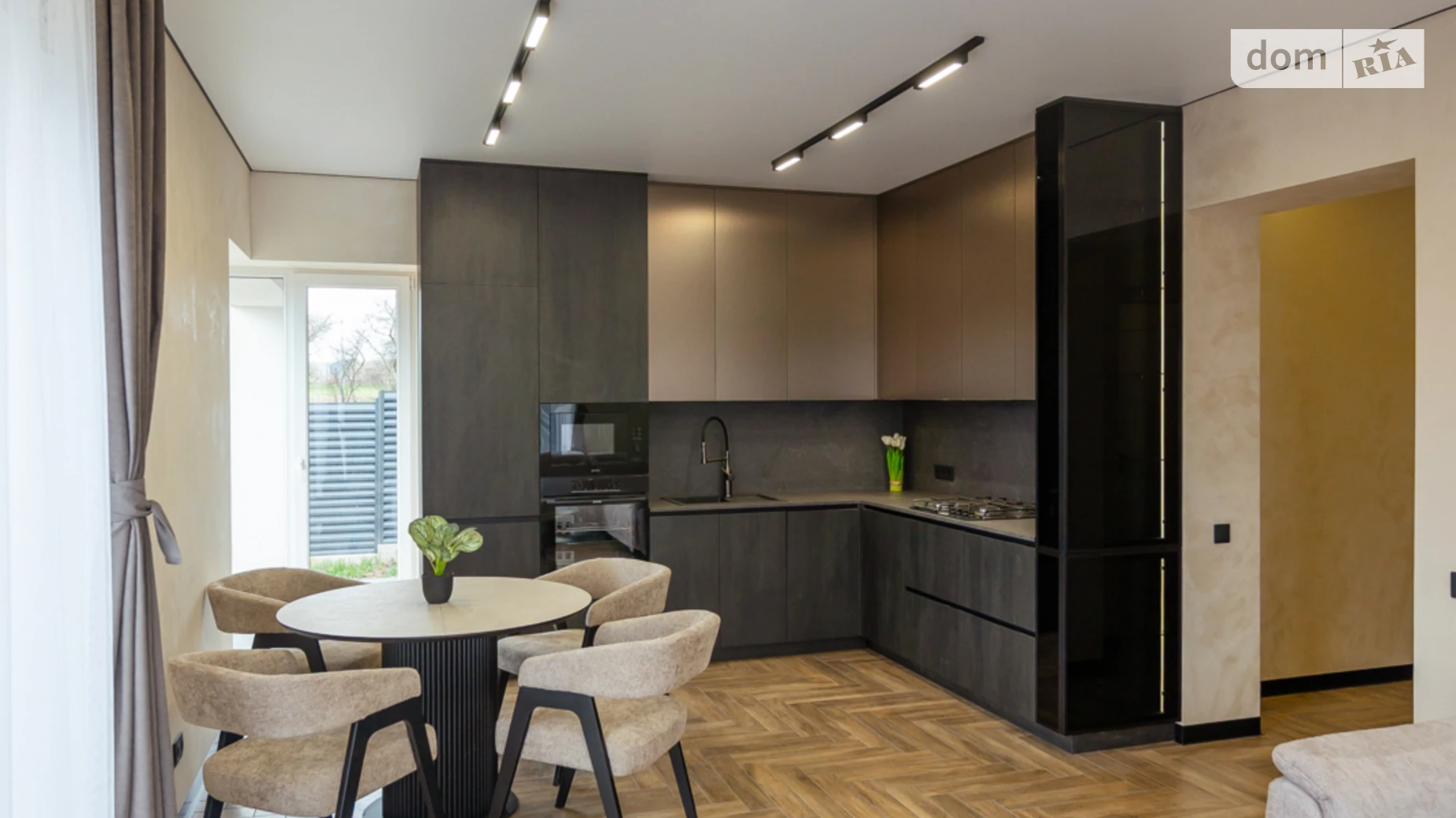 Продается одноэтажный дом 180 кв. м с гаражом, цена: 297000 $ - фото 3