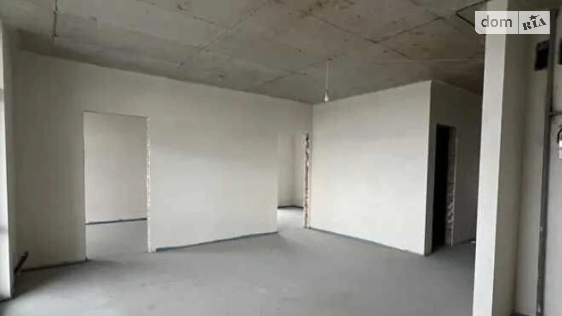 Продается 2-комнатная квартира 80 кв. м в Ровно, ул. Киевская, 108Б - фото 4