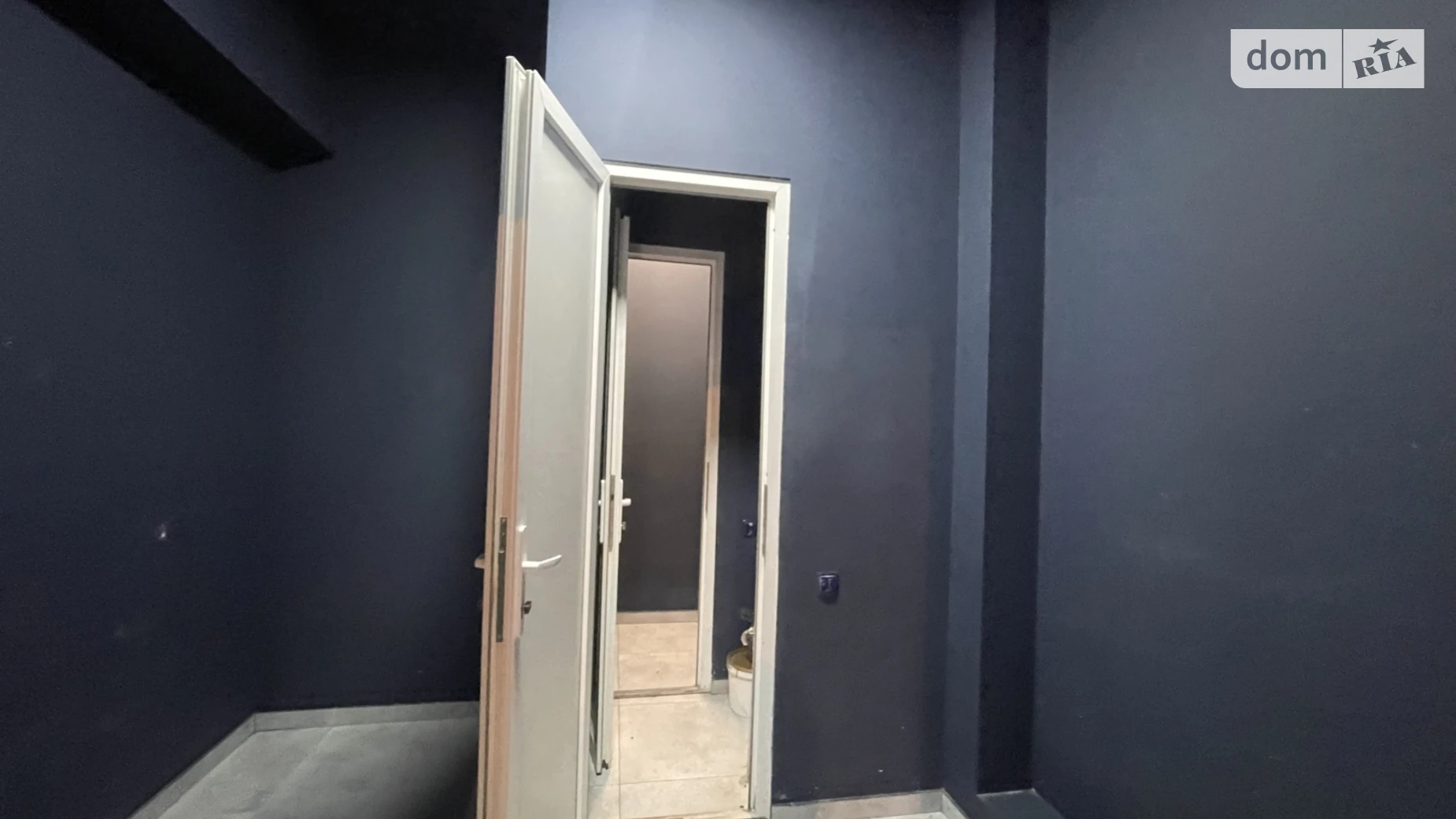 Сдается в аренду помещения свободного назначения 131 кв. м в 10-этажном здании, цена: 1000 $ - фото 3