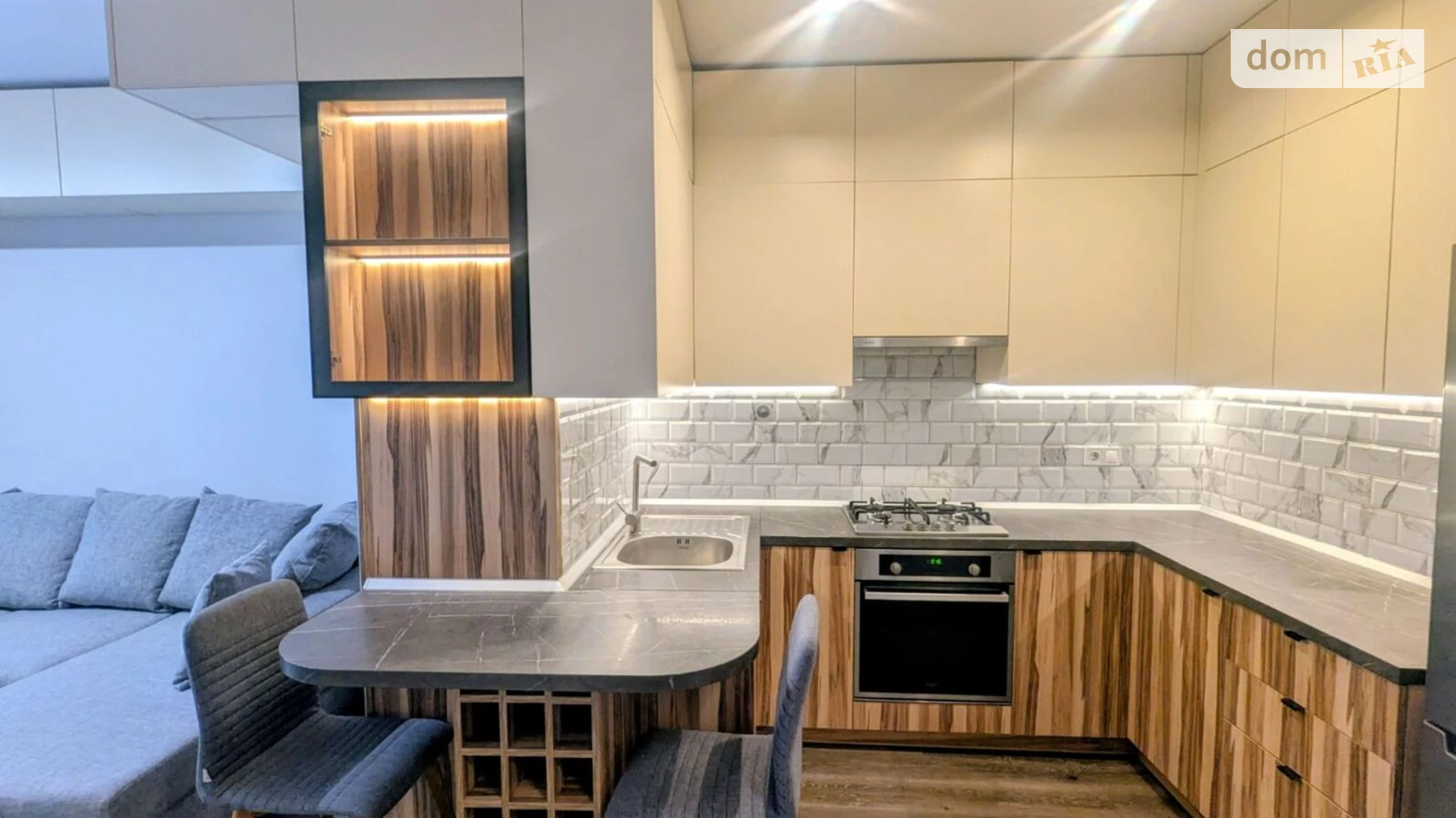 Продается 1-комнатная квартира 53.3 кв. м в Львове, ул. Героев УПА, 73В - фото 4