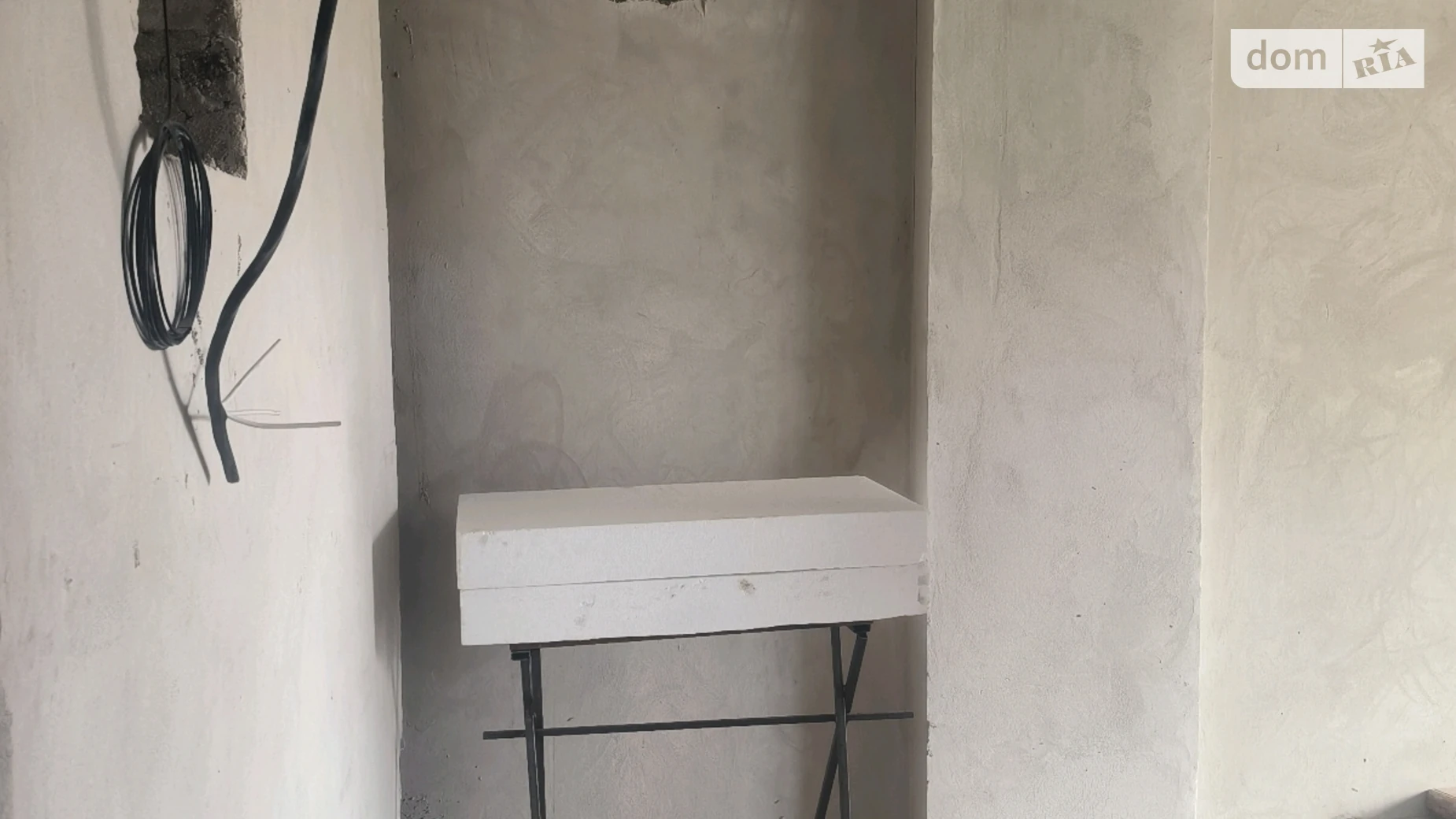 Продается 1-комнатная квартира 29 кв. м в Гостомеле, ул. Молодежная, 11/5 - фото 4