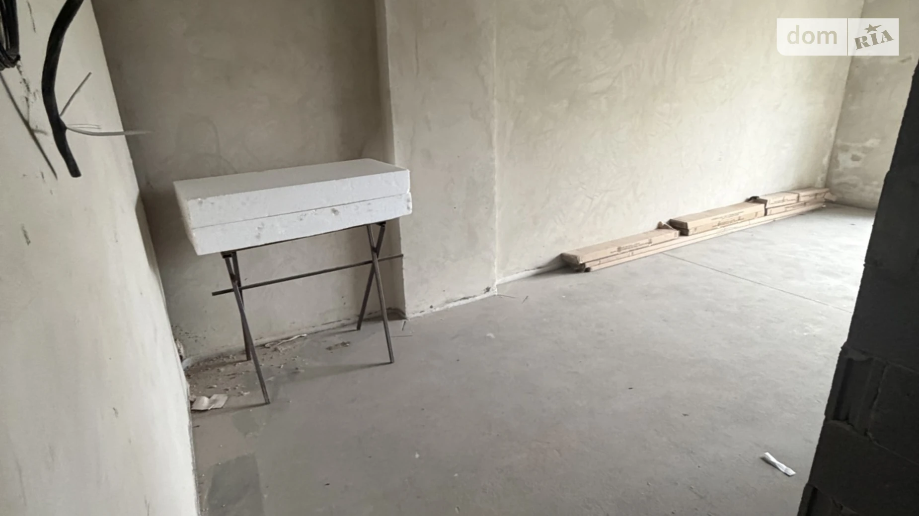 Продается 1-комнатная квартира 29.6 кв. м в Гостомеле, ул. Молодежная, 11 - фото 3