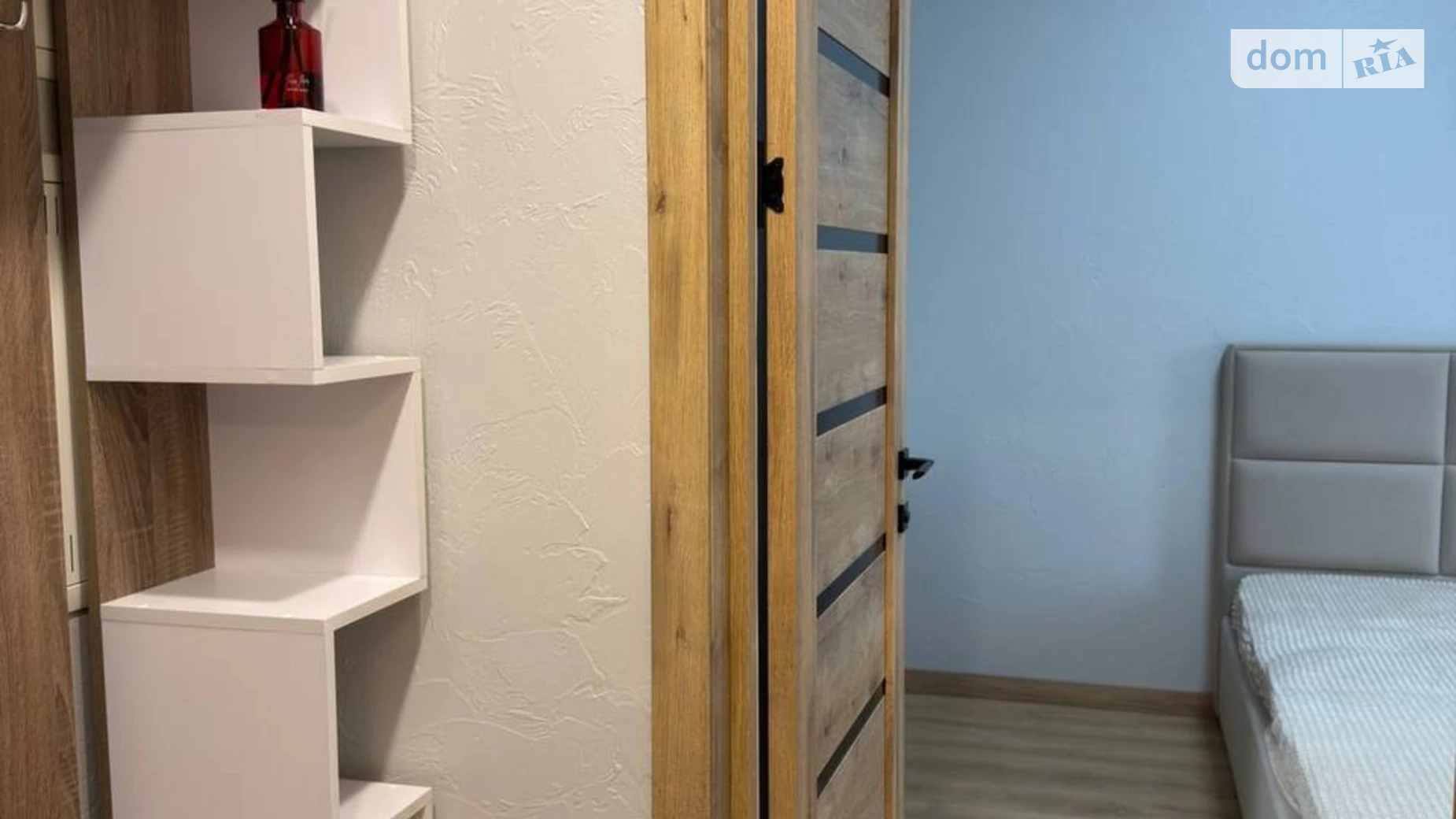 Продается 1-комнатная квартира 32.7 кв. м в Гостомеле, ул. Свято-Покровская(Ленина), 140 - фото 2