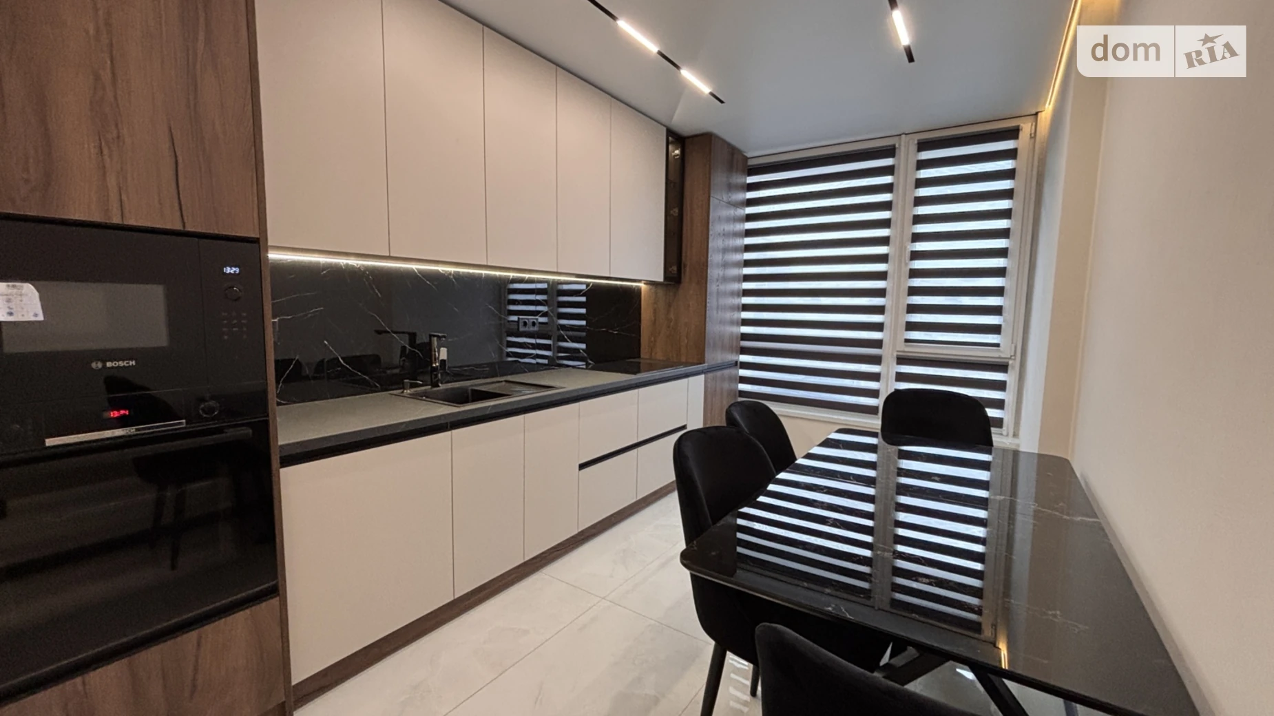 Продается 2-комнатная квартира 63 кв. м в Ивано-Франковске, бул. Южный - фото 3