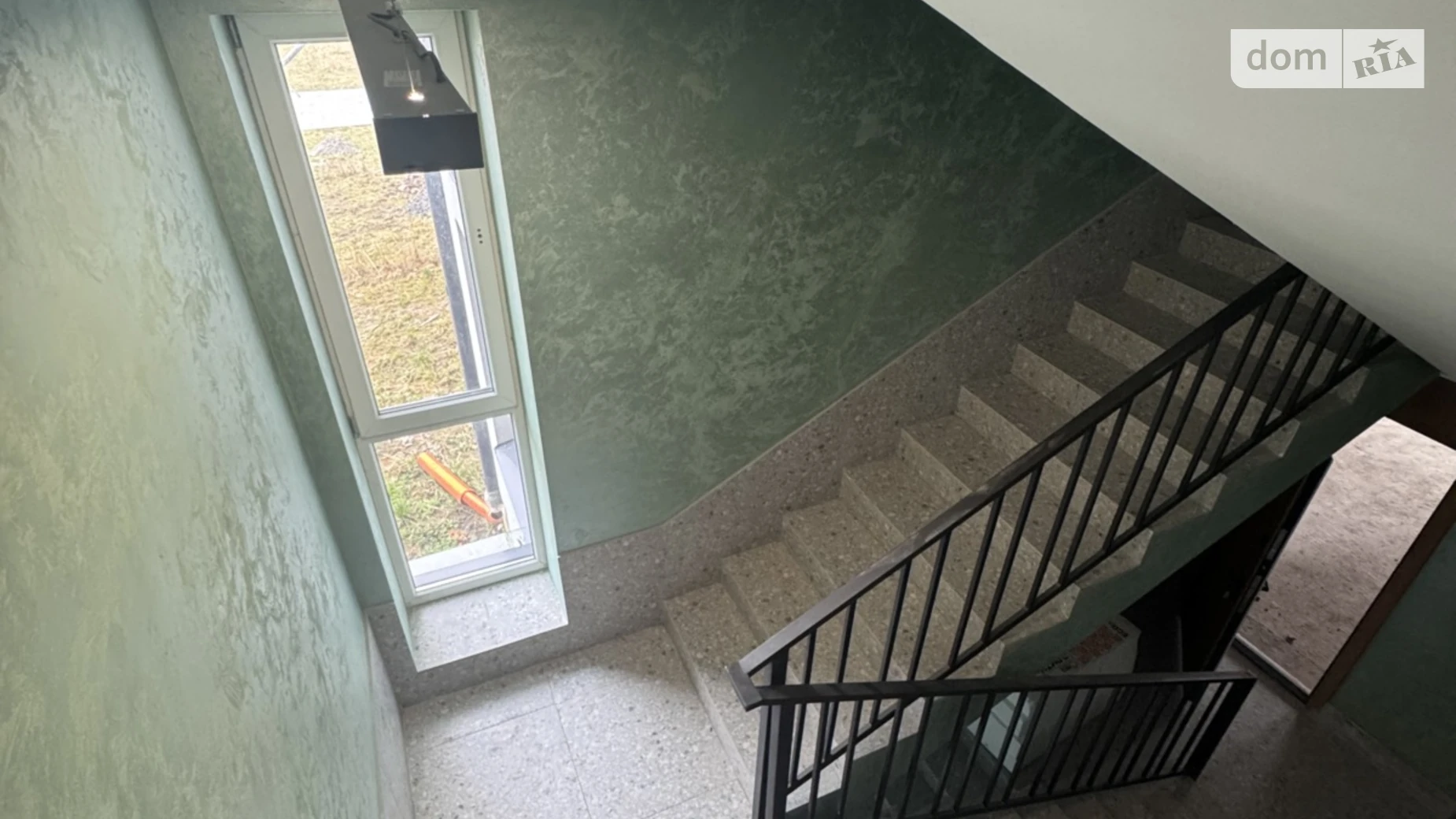 Продается 1-комнатная квартира 44.2 кв. м в, цена: 44000 $ - фото 2