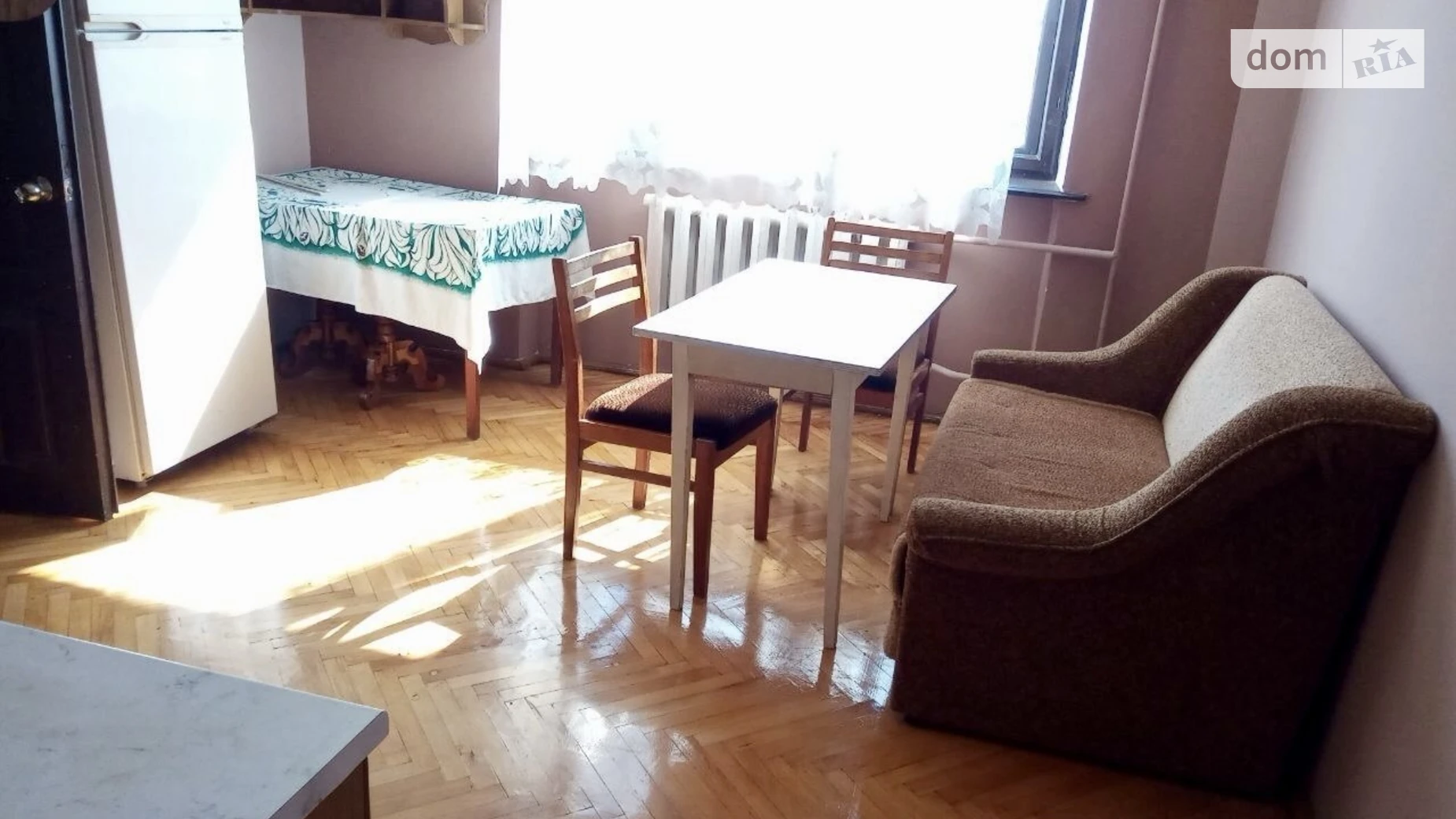 Сдается в аренду дом на 2 этажа 200 кв. м с камином, цена: 600 $ - фото 3