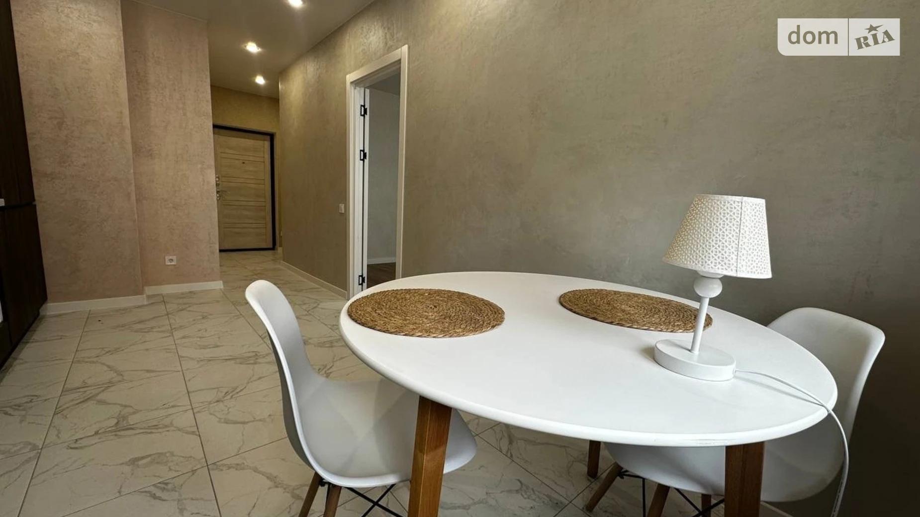 Продается 1-комнатная квартира 39.3 кв. м в Буче, ул. Князя Владимира Великого, 14 корпус 5 - фото 2