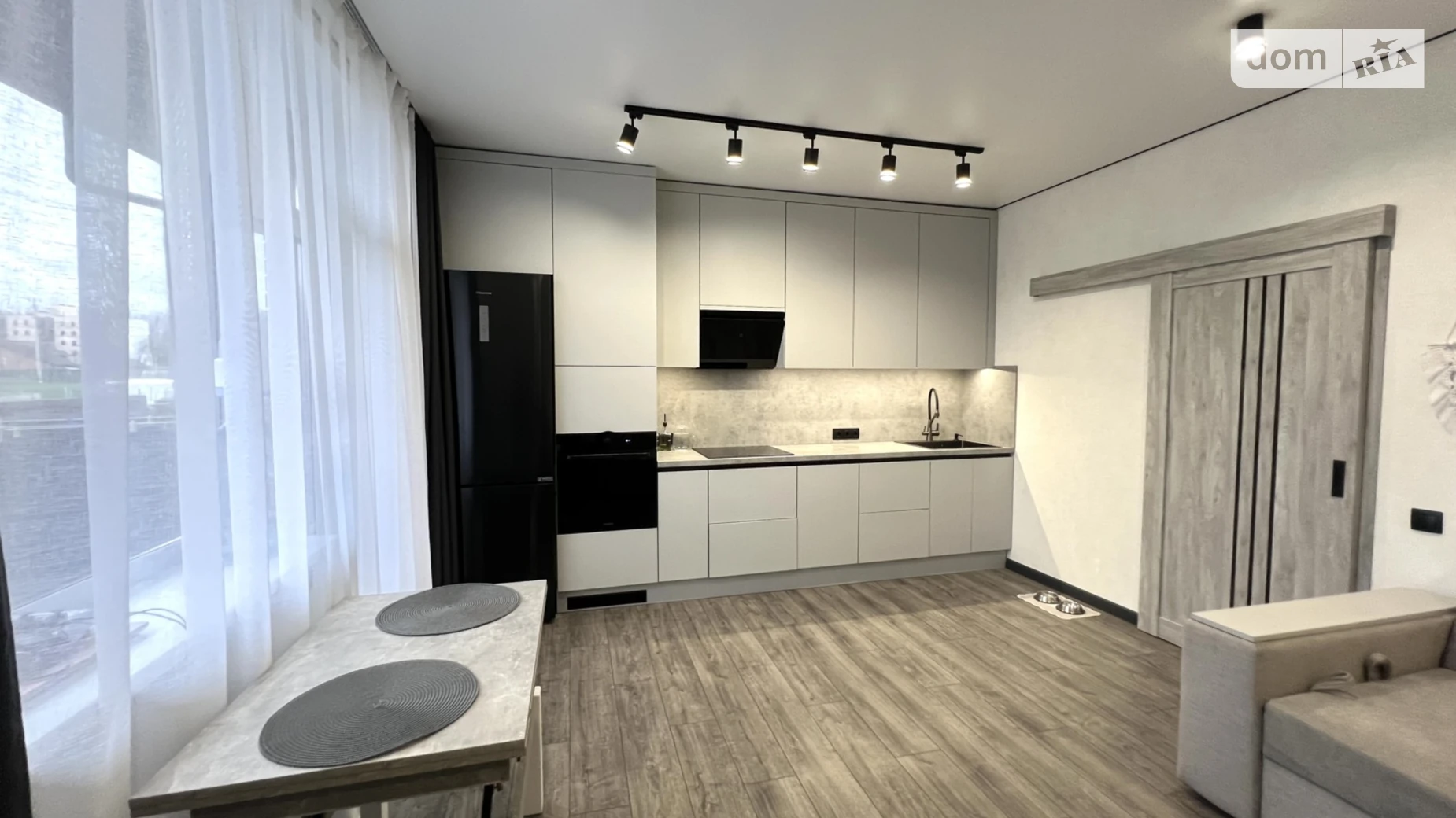 Продается 1-комнатная квартира 51 кв. м в Агрономичном, ул. Грушевского - фото 2