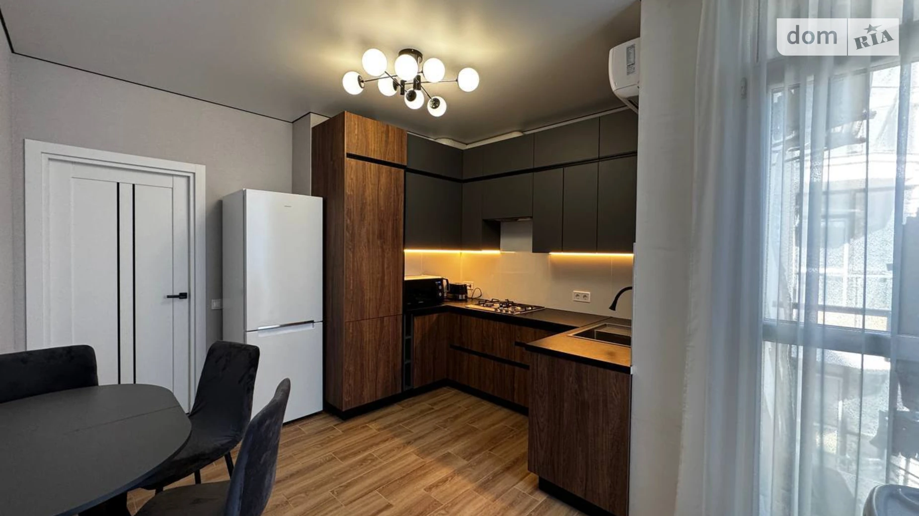 Продается 1-комнатная квартира 41.5 кв. м в Гостомеле, ул. Центральная, 1Б - фото 4