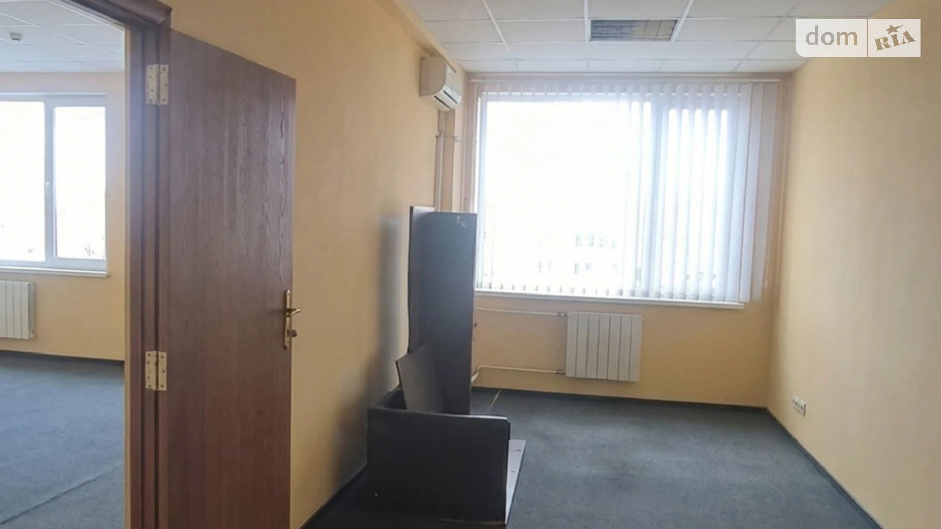 Сдается в аренду офис 60 кв. м в бизнес-центре, цена: 22500 грн - фото 2