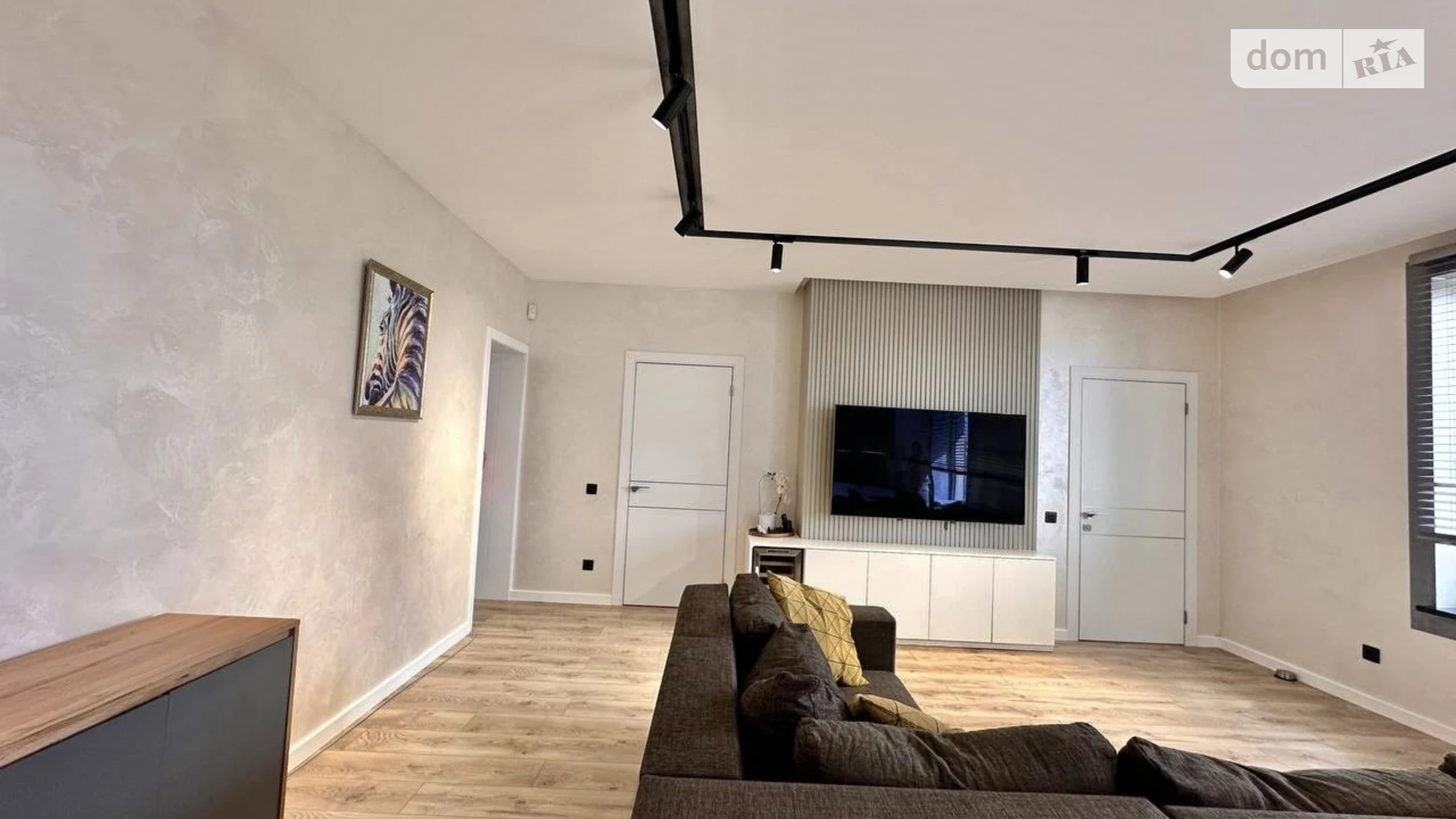 Продается 2-комнатная квартира 71 кв. м в Ровно, ул. Назара Небожинского(Павлюченко), 32А - фото 3