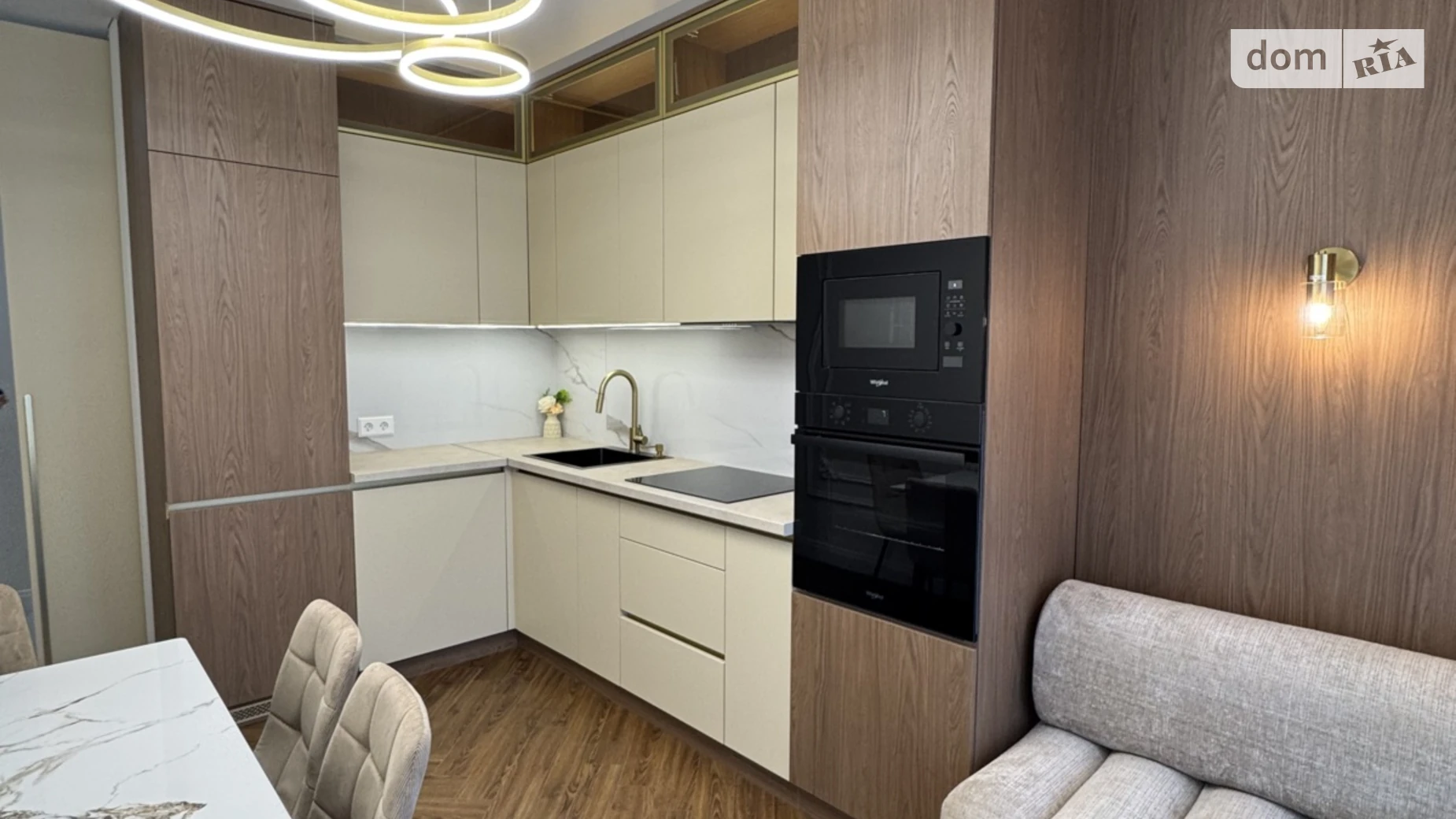 Продается 2-комнатная квартира 60 кв. м в Ужгороде, вул. Легоцкого - фото 3