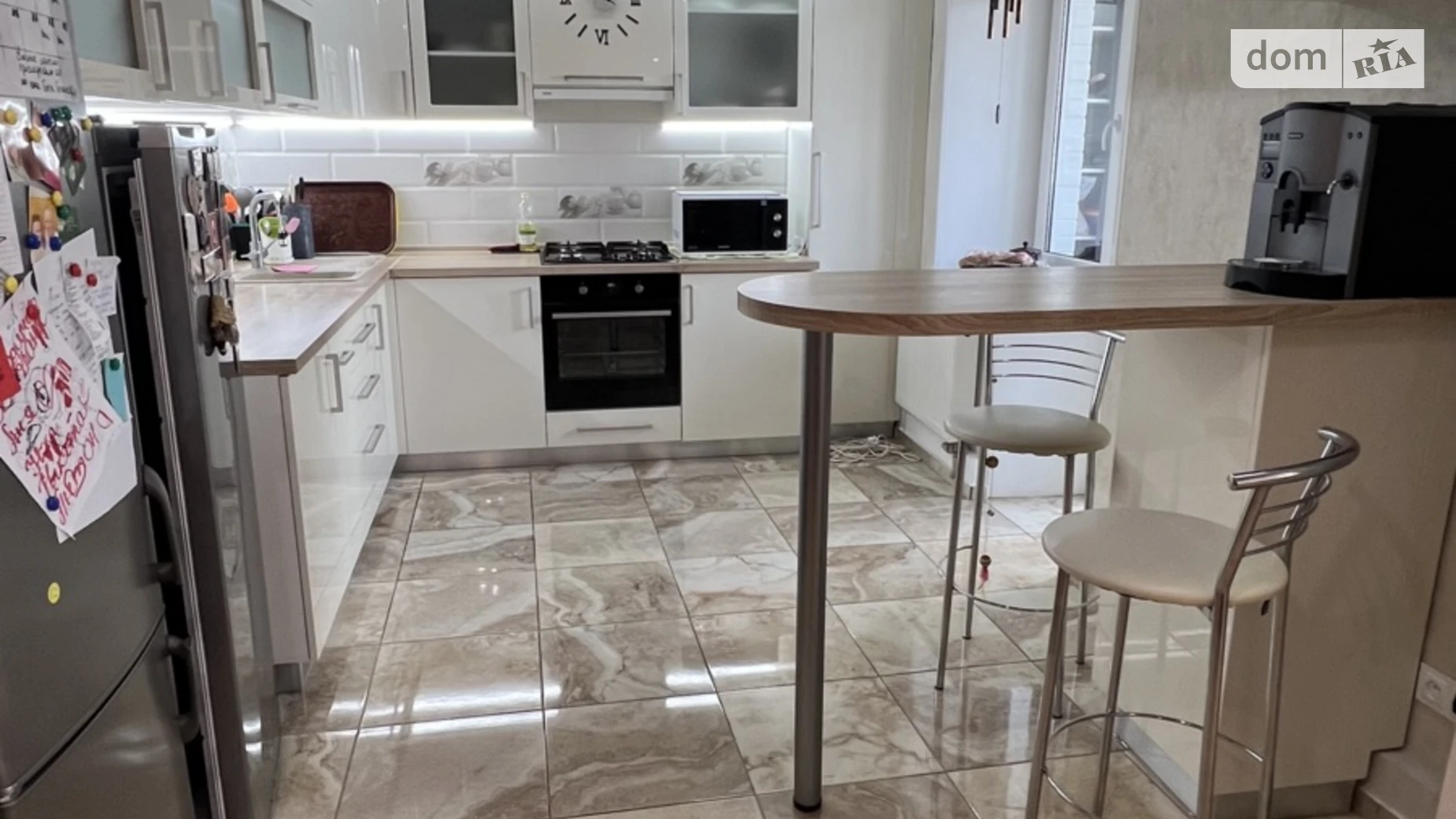 Продается 2-комнатная квартира 83 кв. м в Чернигове, ул. Красносельского, 37 - фото 2