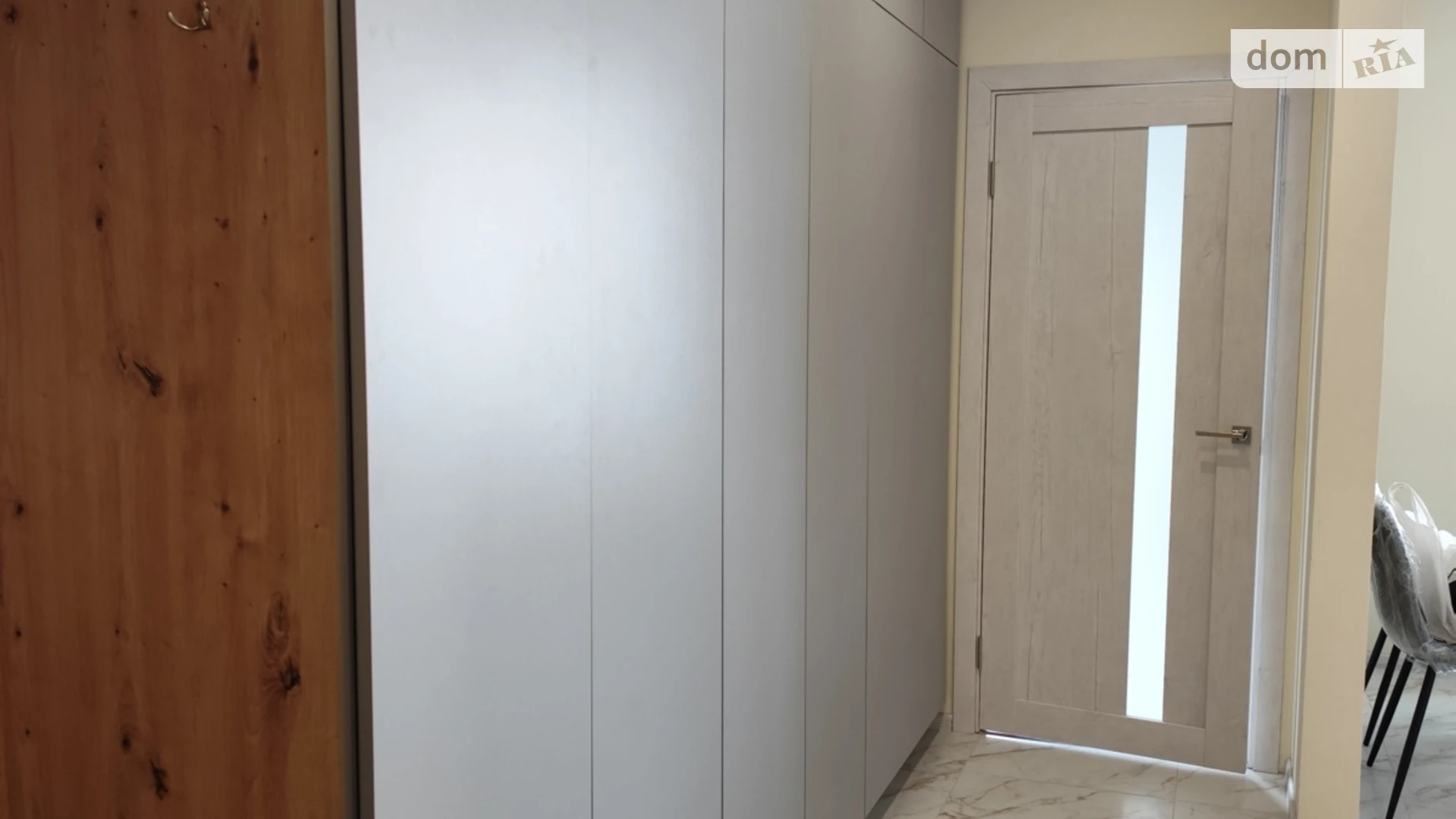 1-комнатная квартира 54.1 кв. м в Луцке, цена: 385 € - фото 2