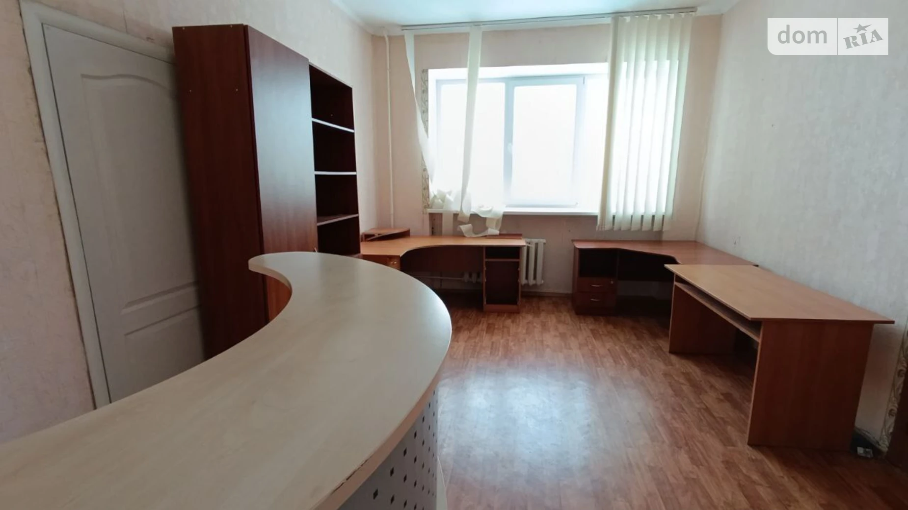 Сдается в аренду офис 78 кв. м в бизнес-центре, цена: 10000 грн - фото 2