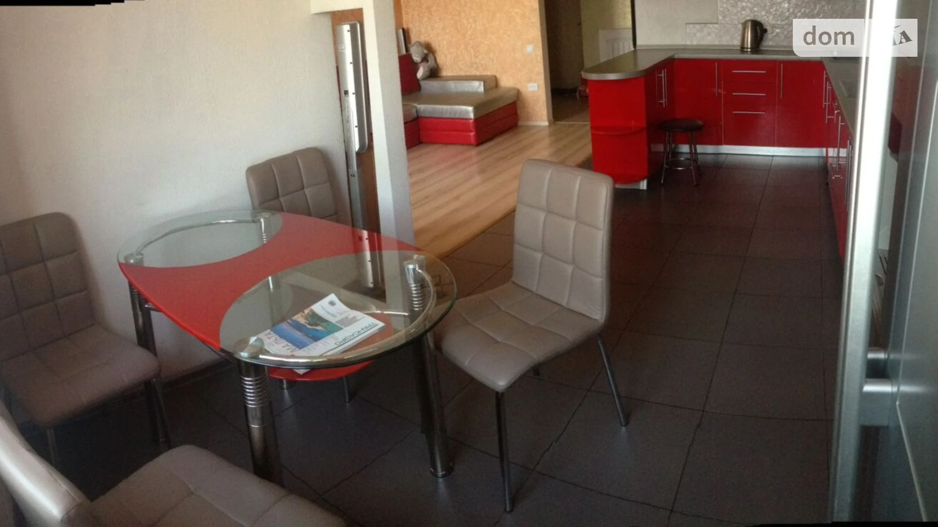 Продается 4-комнатная квартира 125.8 кв. м в Черноморске, цена: 120000 $ - фото 2