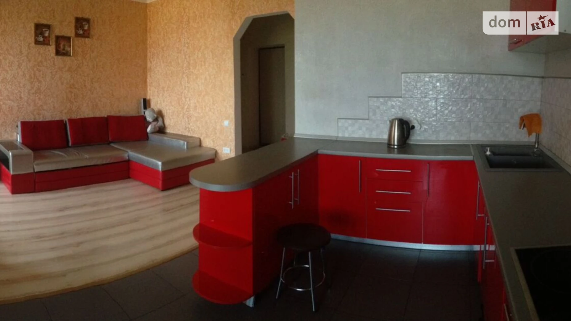 Продается 4-комнатная квартира 125.8 кв. м в Черноморске, цена: 120000 $ - фото 4