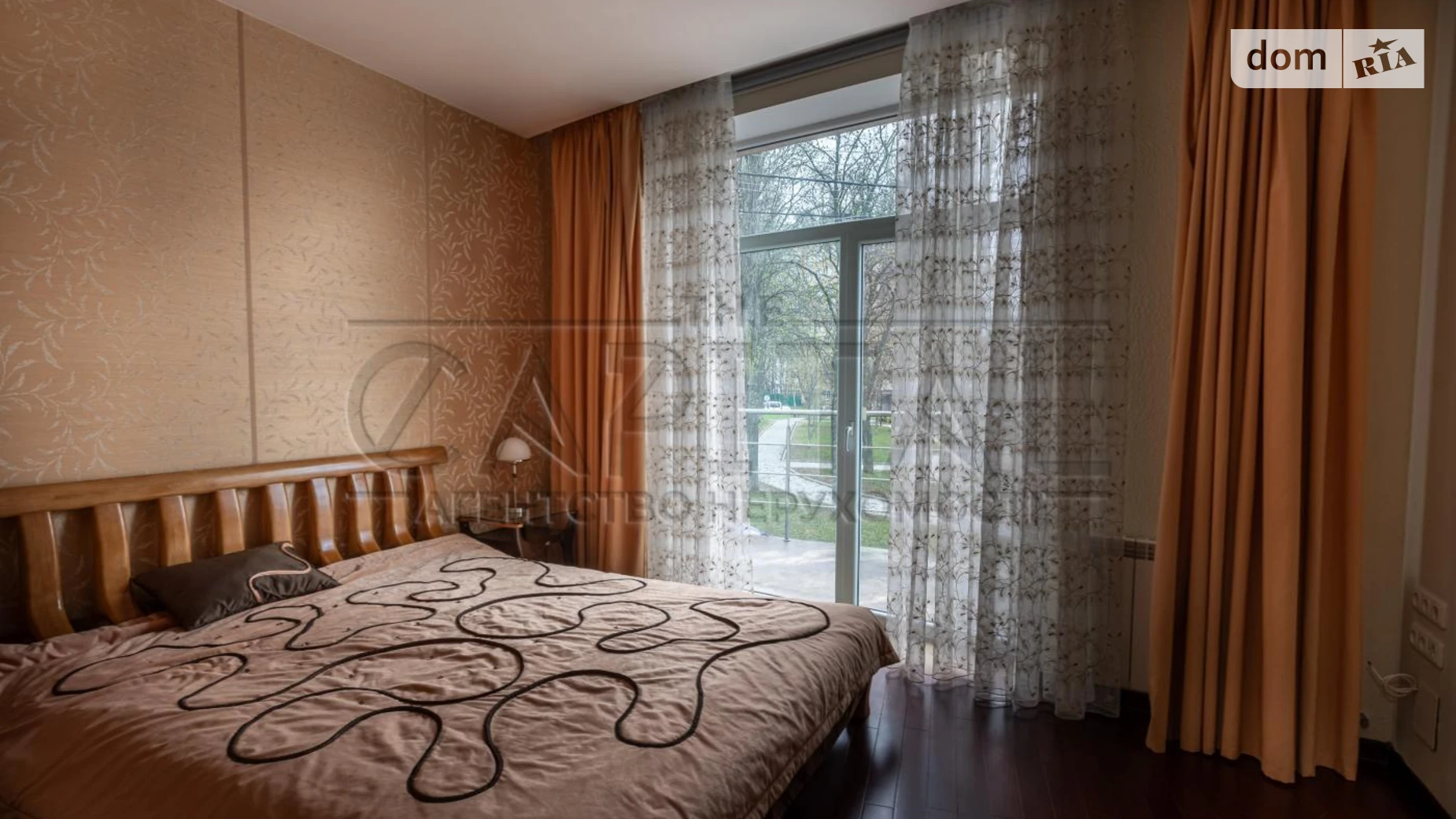 Сдается в аренду дом на 2 этажа 400 кв. м с террасой, цена: 2500 $ - фото 5