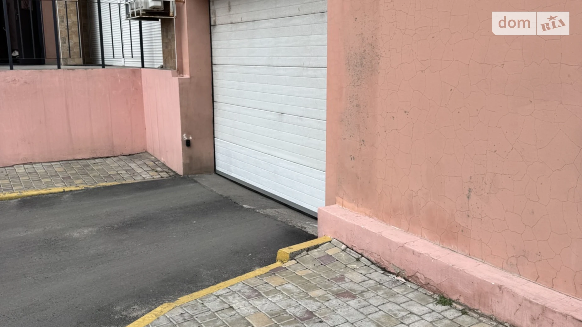 Продается 1-комнатная квартира 67.5 кв. м в Одессе, ул. Лигинская(Макаренко), 2А - фото 2