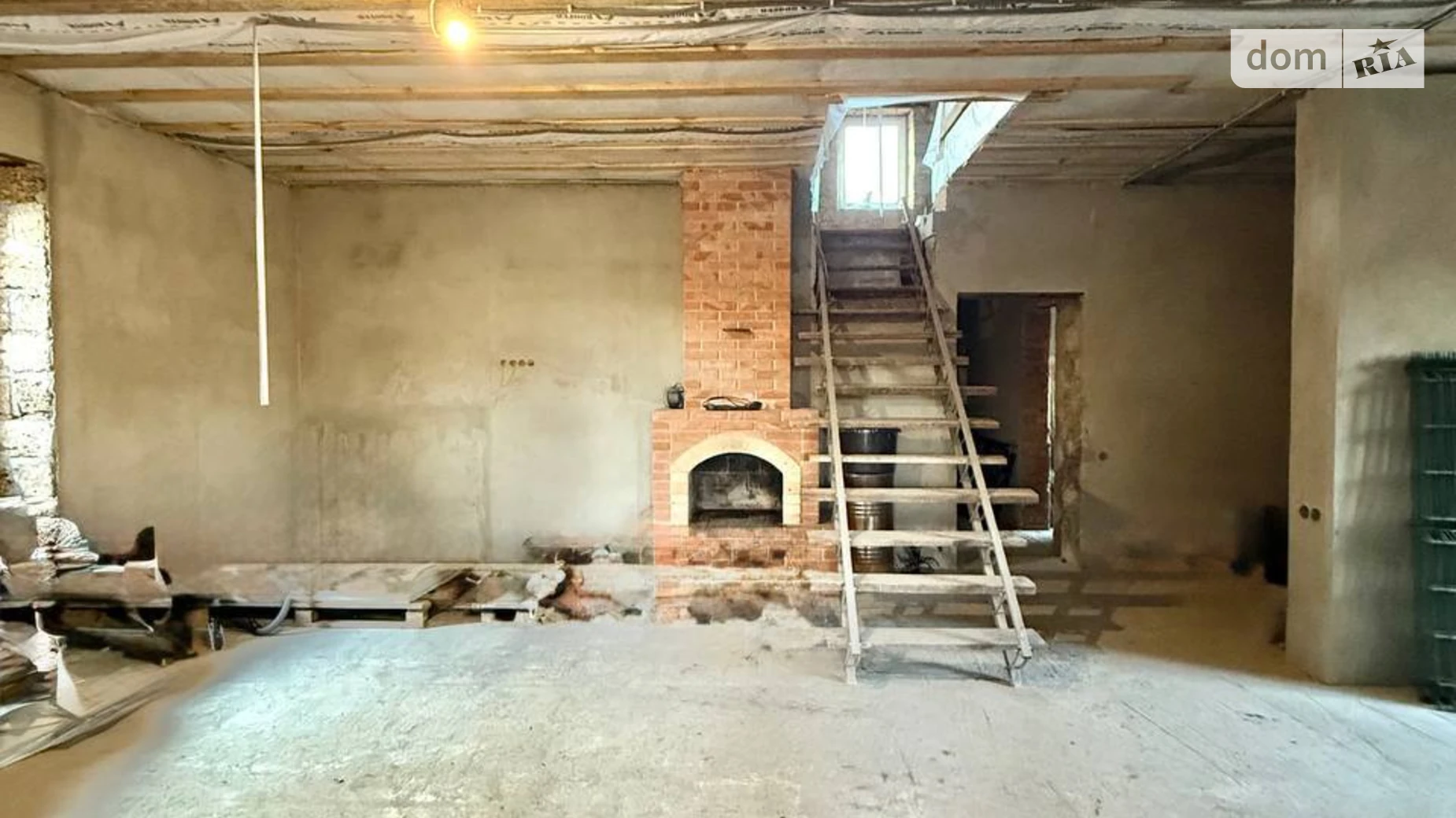 Продается дом на 2 этажа 177 кв. м с бассейном, цена: 55000 $ - фото 4