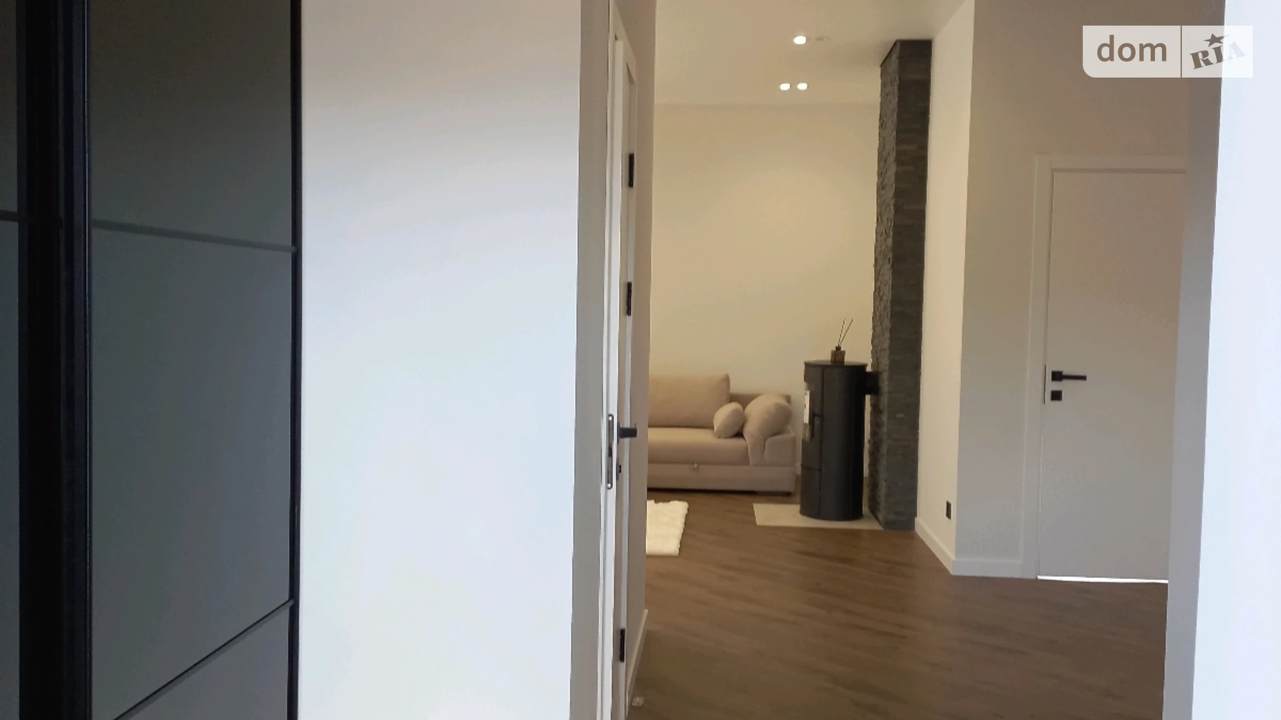 Продается одноэтажный дом 100 кв. м с мансардой, цена: 165000 $ - фото 2