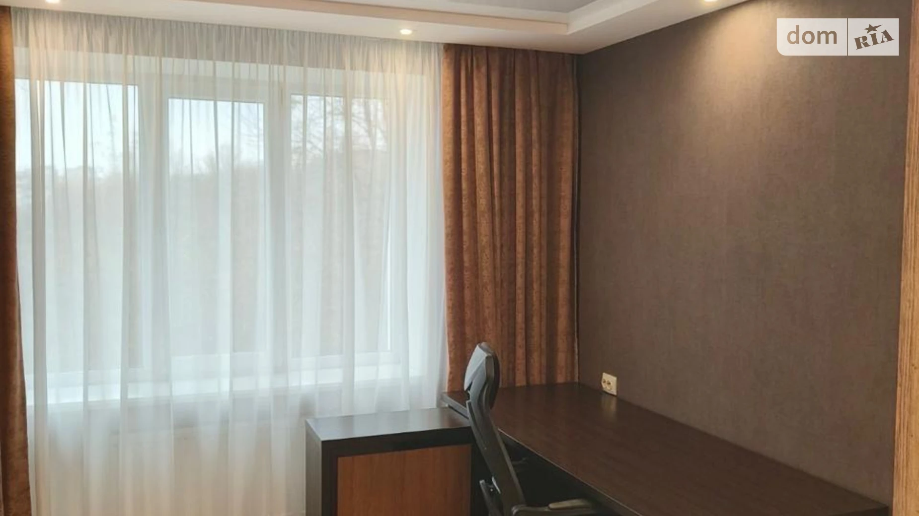 Сдается в аренду 3-комнатная квартира 92.5 кв. м в Хмельницком, ул. Свободы, 14/1 - фото 3