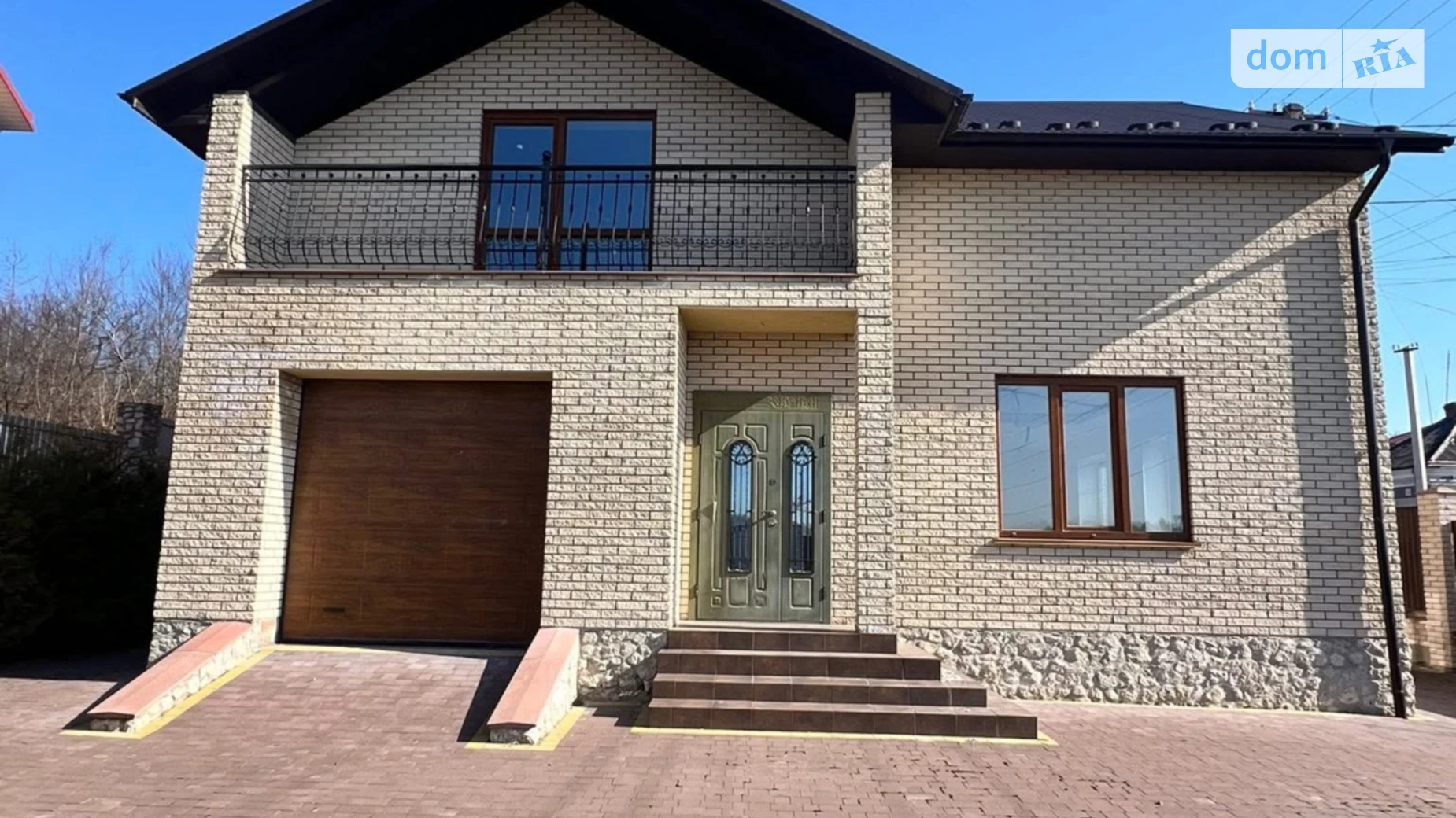 Продается дом на 2 этажа 190 кв. м с бассейном, цена: 170000 $ - фото 4