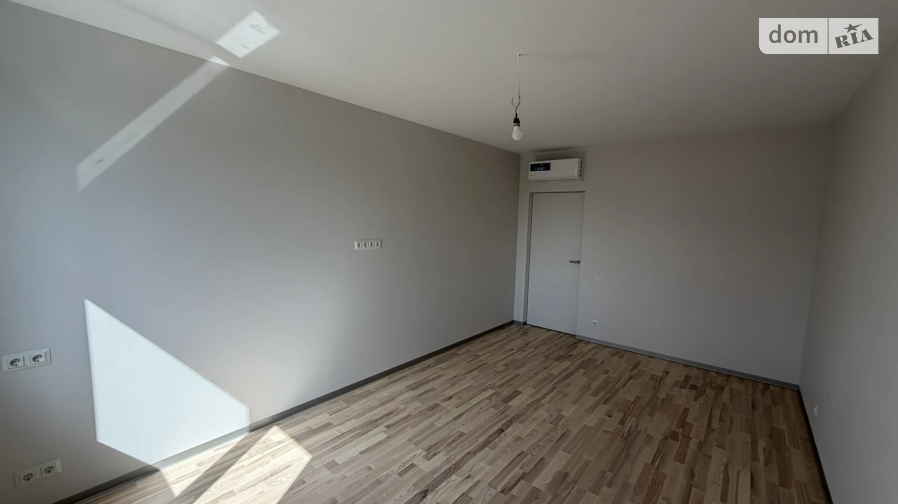 Продается 2-комнатная квартира 72 кв. м в Львове, ул. Владимира Великого - фото 5