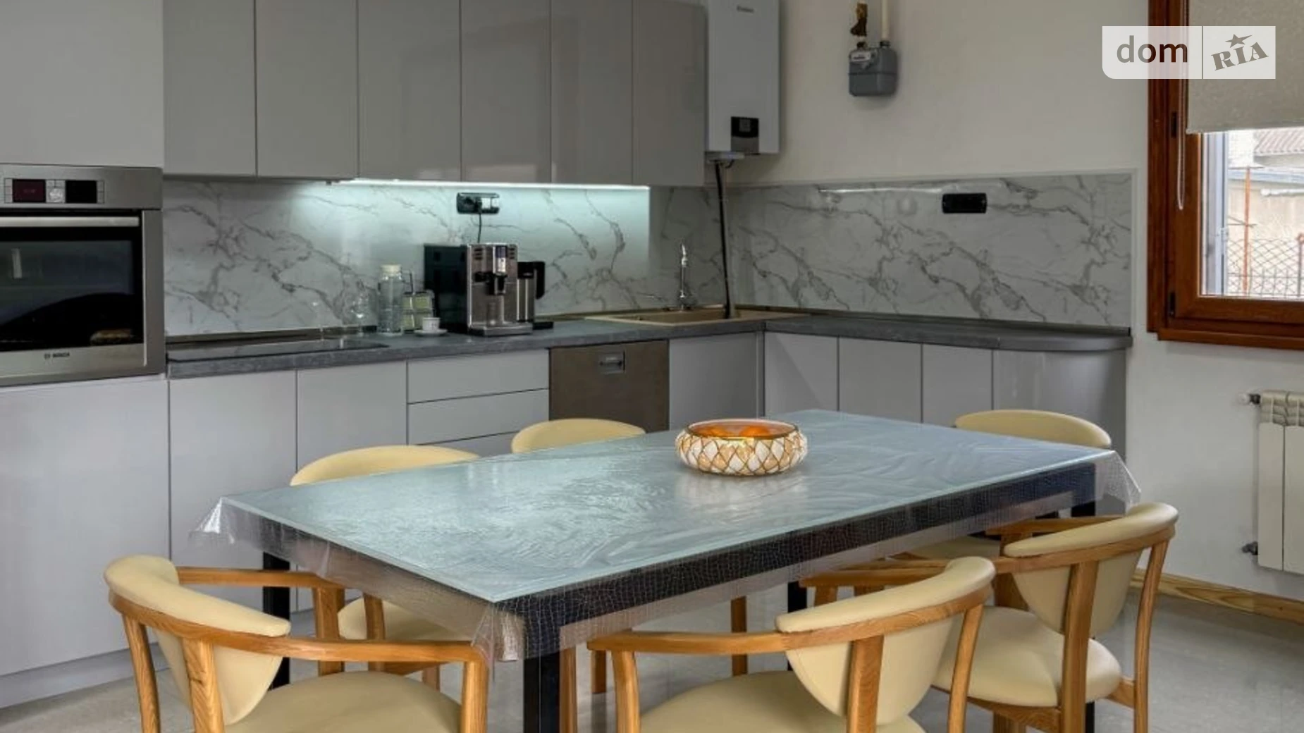 Продается 1-комнатная квартира 100.7 кв. м в Черновцах, ул. Ярослава Мудрого - фото 3