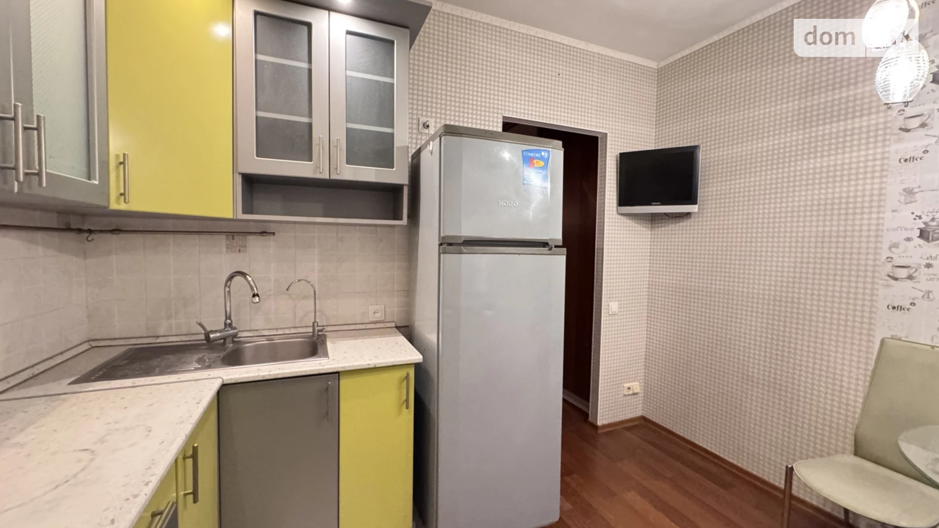 Продается 1-комнатная квартира 42.4 кв. м в Борисполе, ул. Владимира Момота(Горького), 40 - фото 3