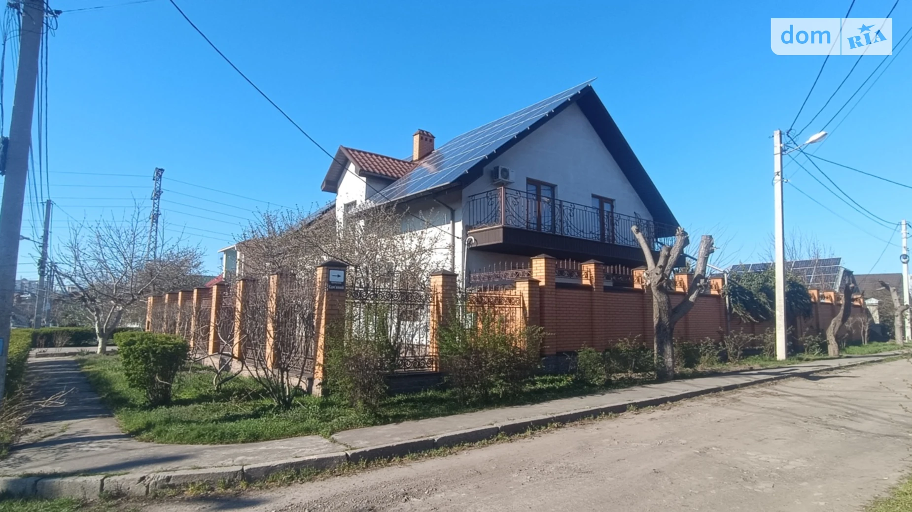 Продается дом на 2 этажа 336.9 кв. м с верандой, цена: 149000 $ - фото 2