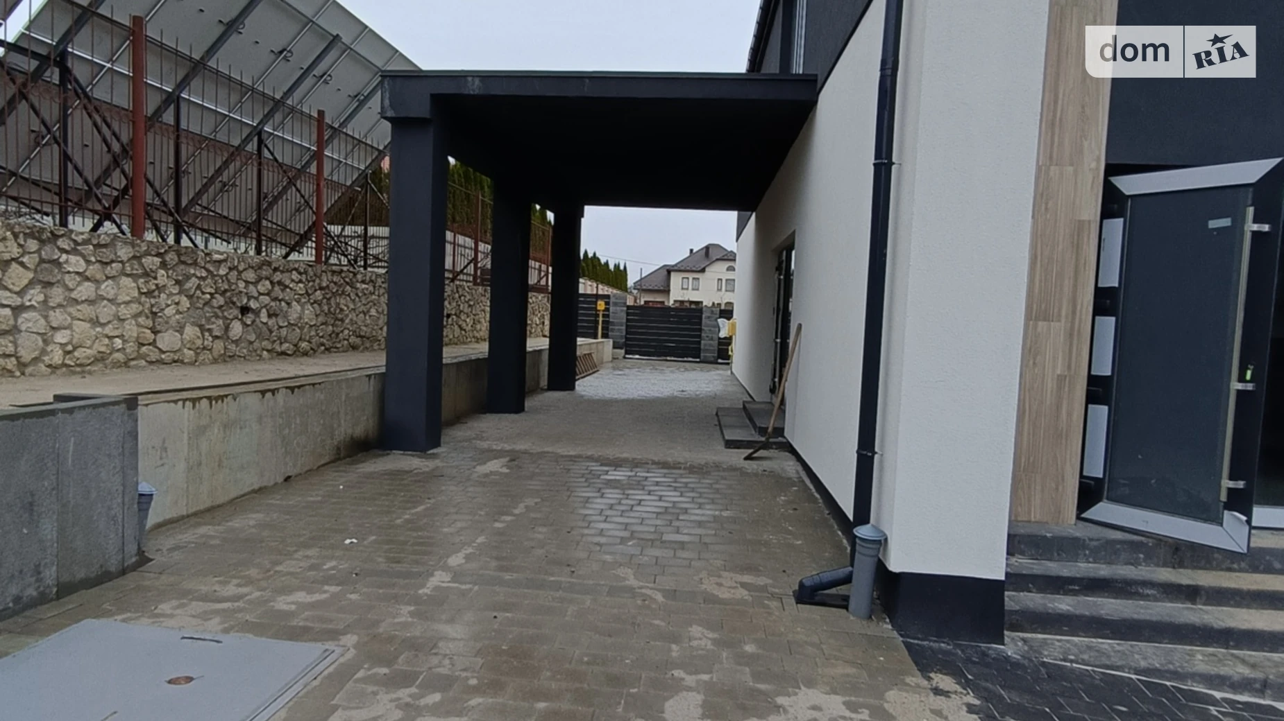 Продается дом на 2 этажа 180 кв. м с садом, цена: 150000 $ - фото 3