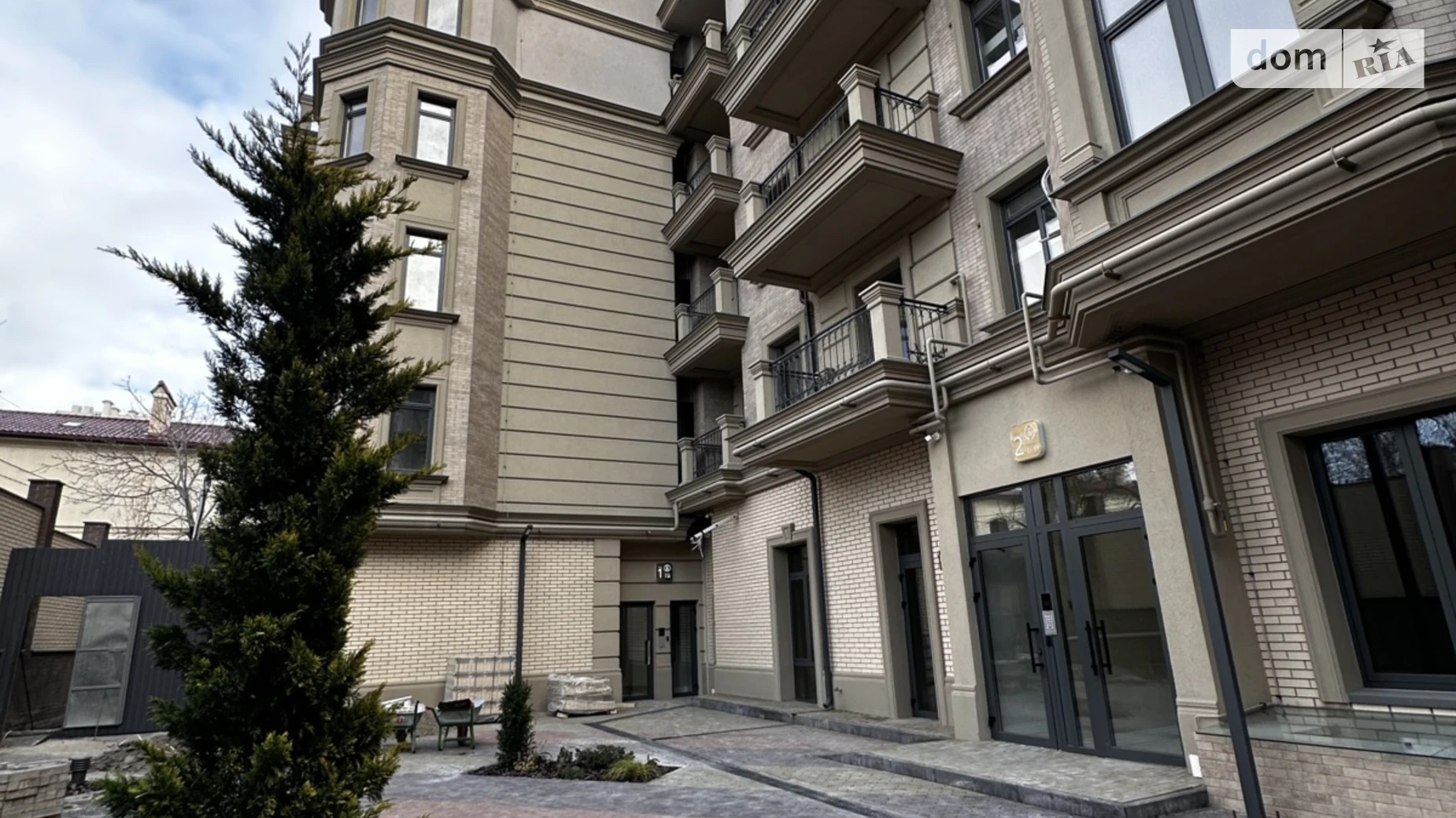 Продается 2-комнатная квартира 69.2 кв. м в Одессе, Фонтанская дор. - фото 2